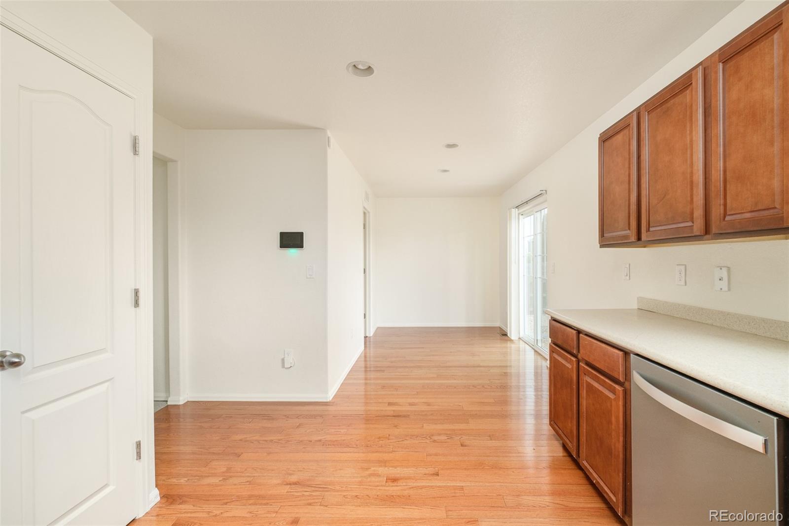 MLS Image #9 for 233 s new castle way,aurora, Colorado