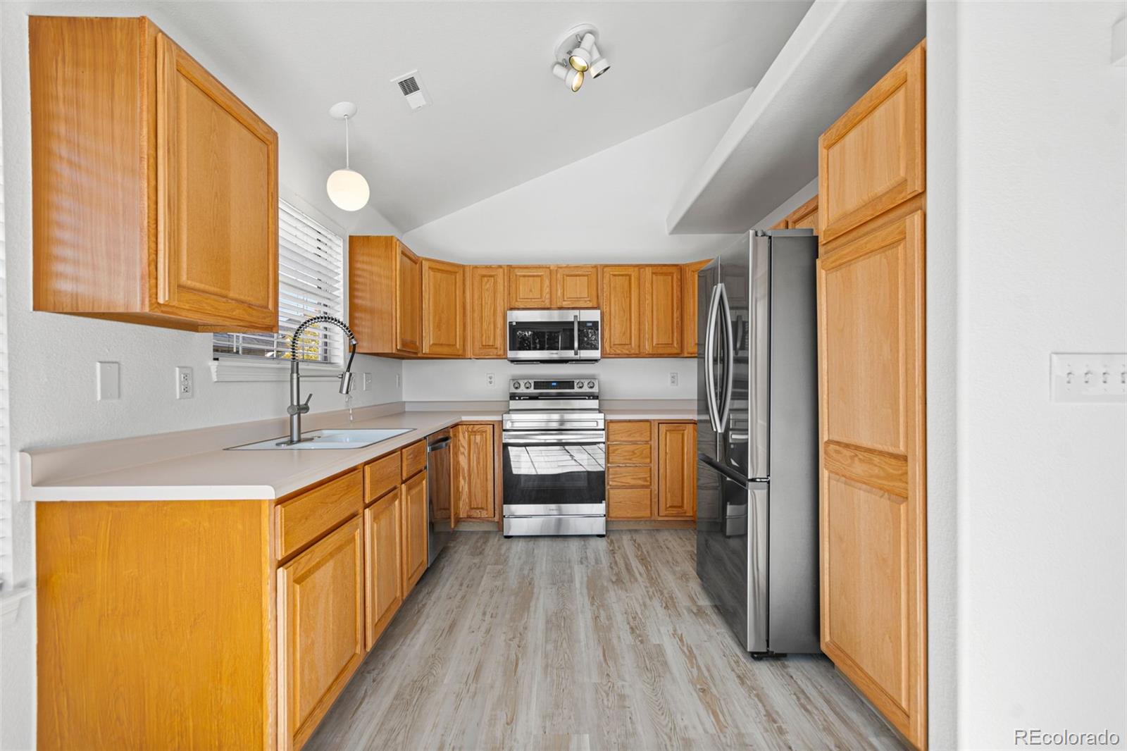 MLS Image #10 for 4901 s ammons street 1c,denver, Colorado