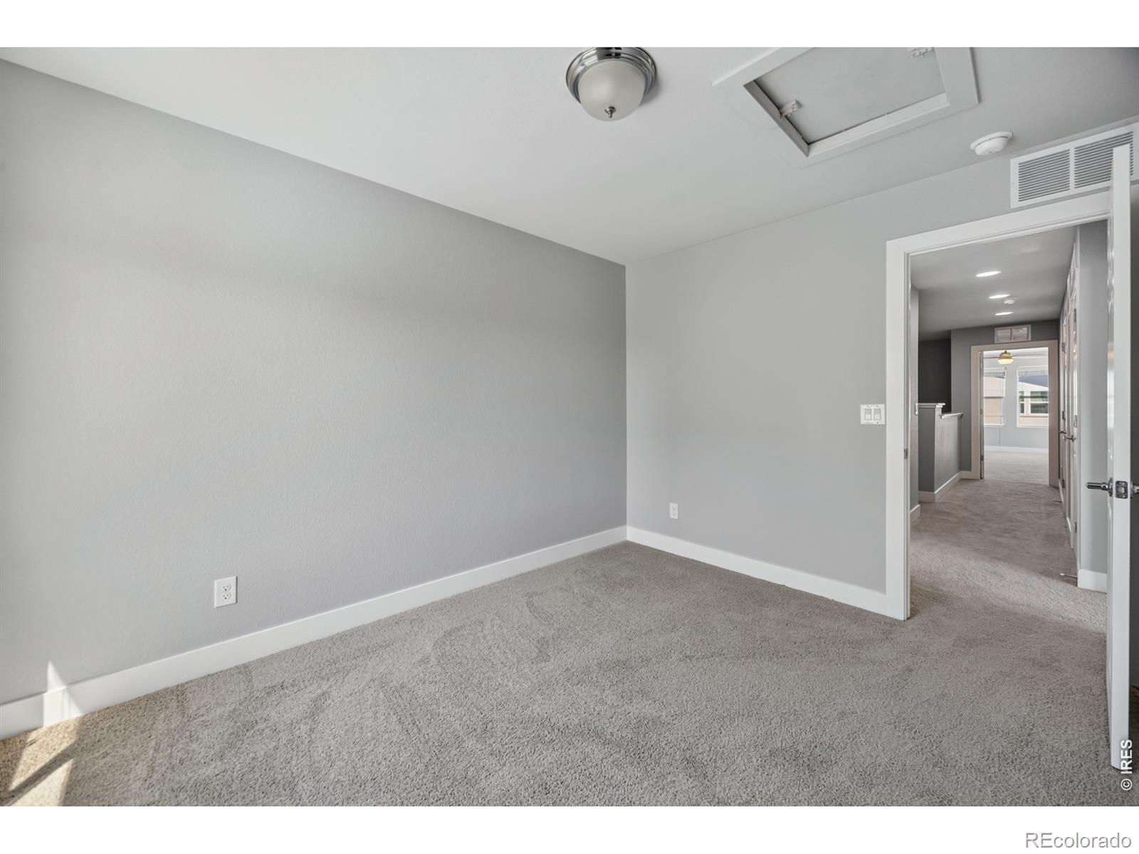 MLS Image #18 for 16073 e warner place,denver, Colorado
