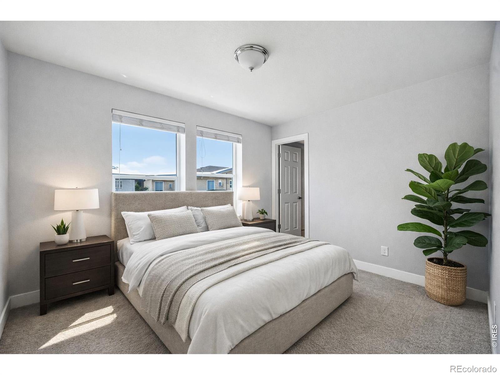 MLS Image #8 for 16073 e warner place,denver, Colorado