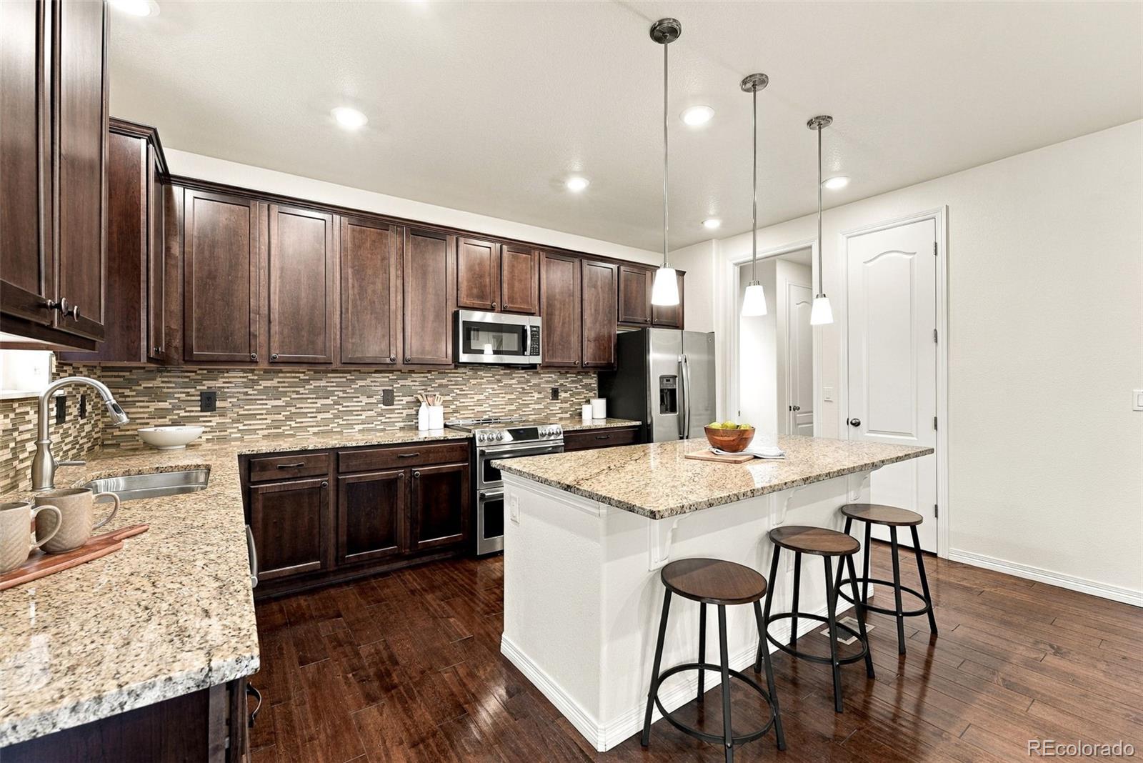 MLS Image #11 for 14146  glencoe street,thornton, Colorado
