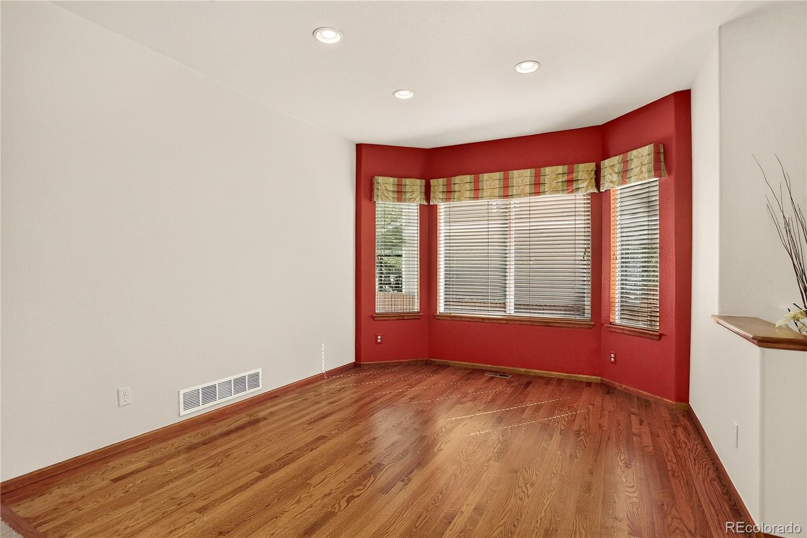 MLS Image #19 for 1516  red mountain drive,longmont, Colorado