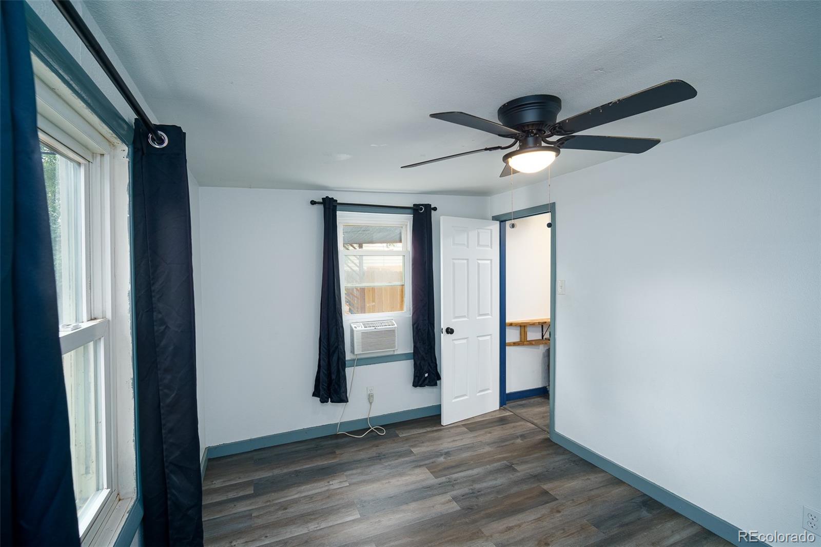 MLS Image #11 for 1240 s navajo street,denver, Colorado