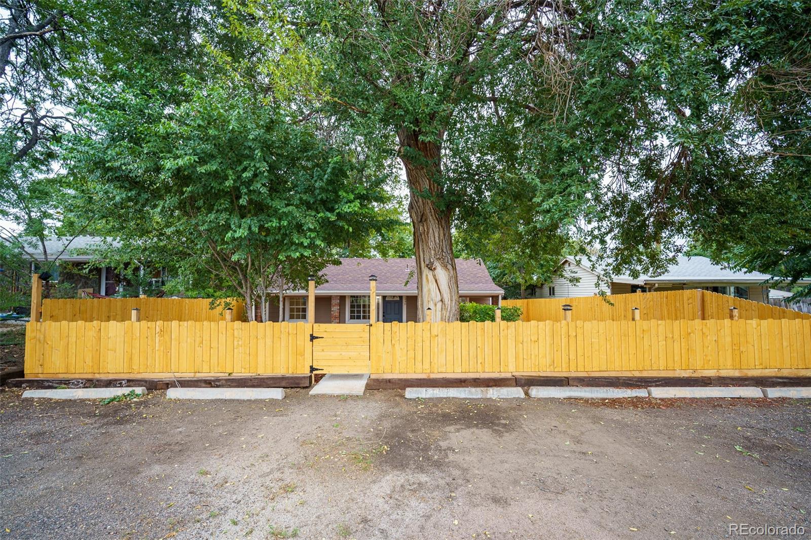 MLS Image #3 for 1240 s navajo street,denver, Colorado