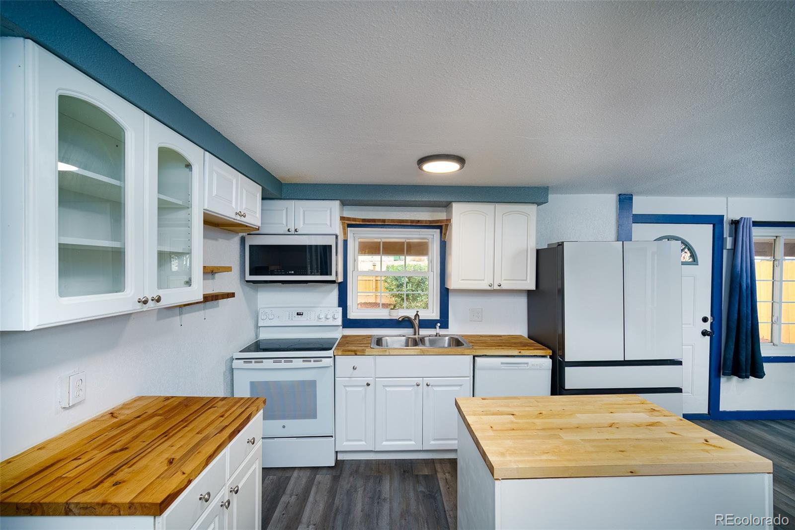 MLS Image #9 for 1240 s navajo street,denver, Colorado