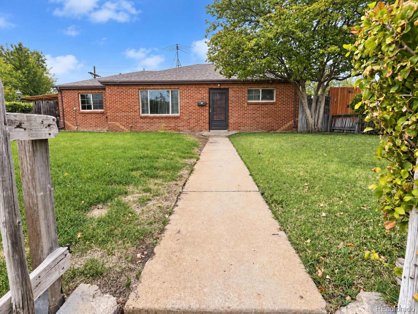 MLS Image #2 for 9211  lillian lane,thornton, Colorado