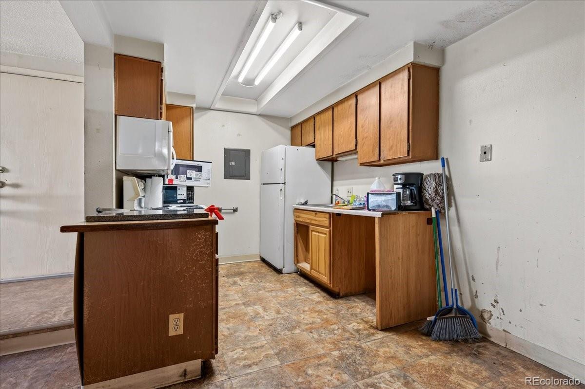 MLS Image #13 for 2929 w floyd avenue,denver, Colorado
