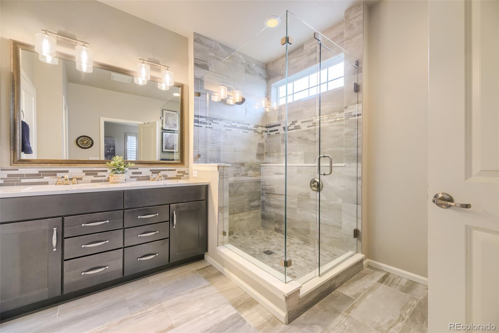 MLS Image #16 for 6678 w jewell place,lakewood, Colorado