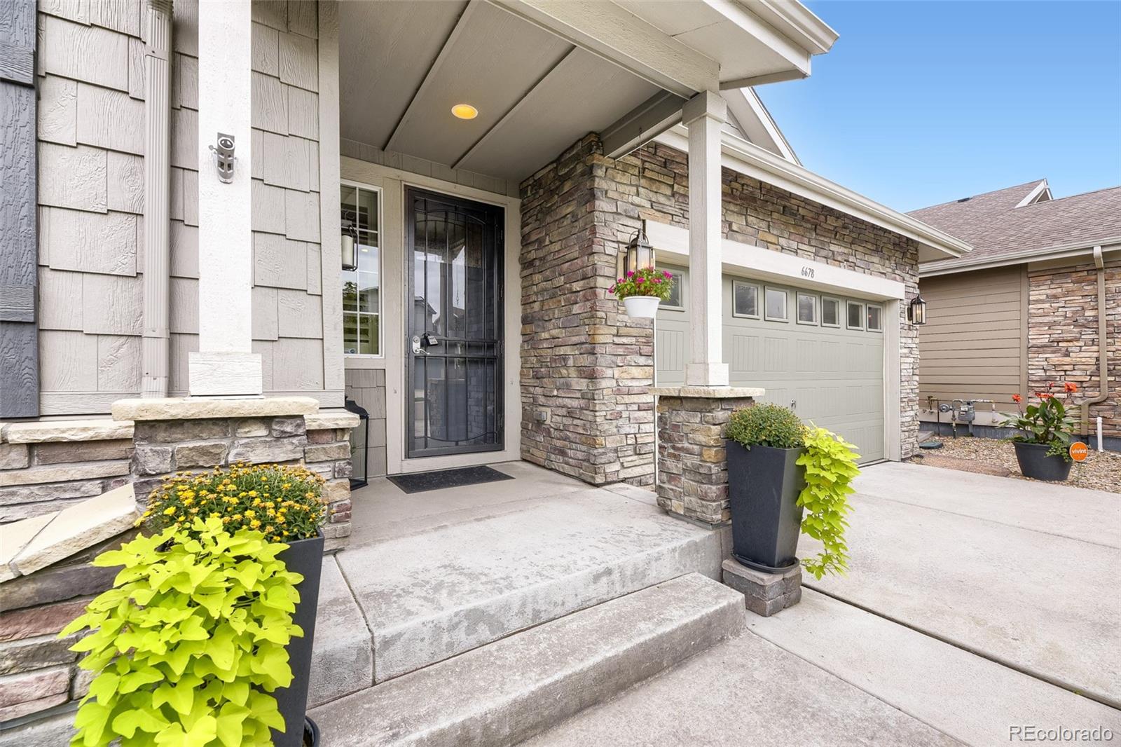 MLS Image #2 for 6678 w jewell place,lakewood, Colorado