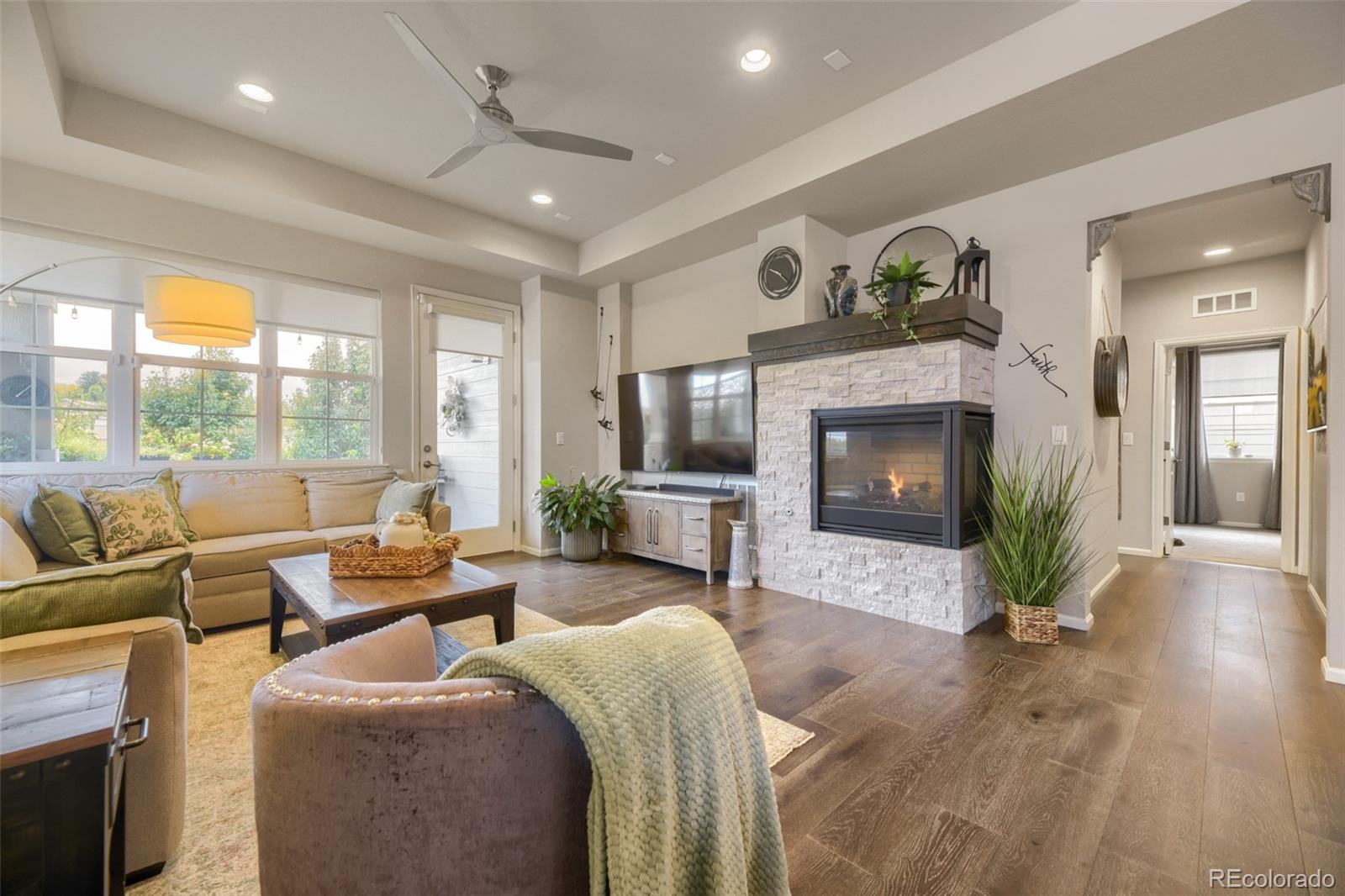 MLS Image #4 for 6678 w jewell place,lakewood, Colorado