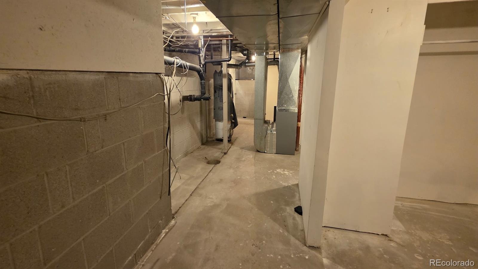 MLS Image #23 for 2525 s hazel court,denver, Colorado