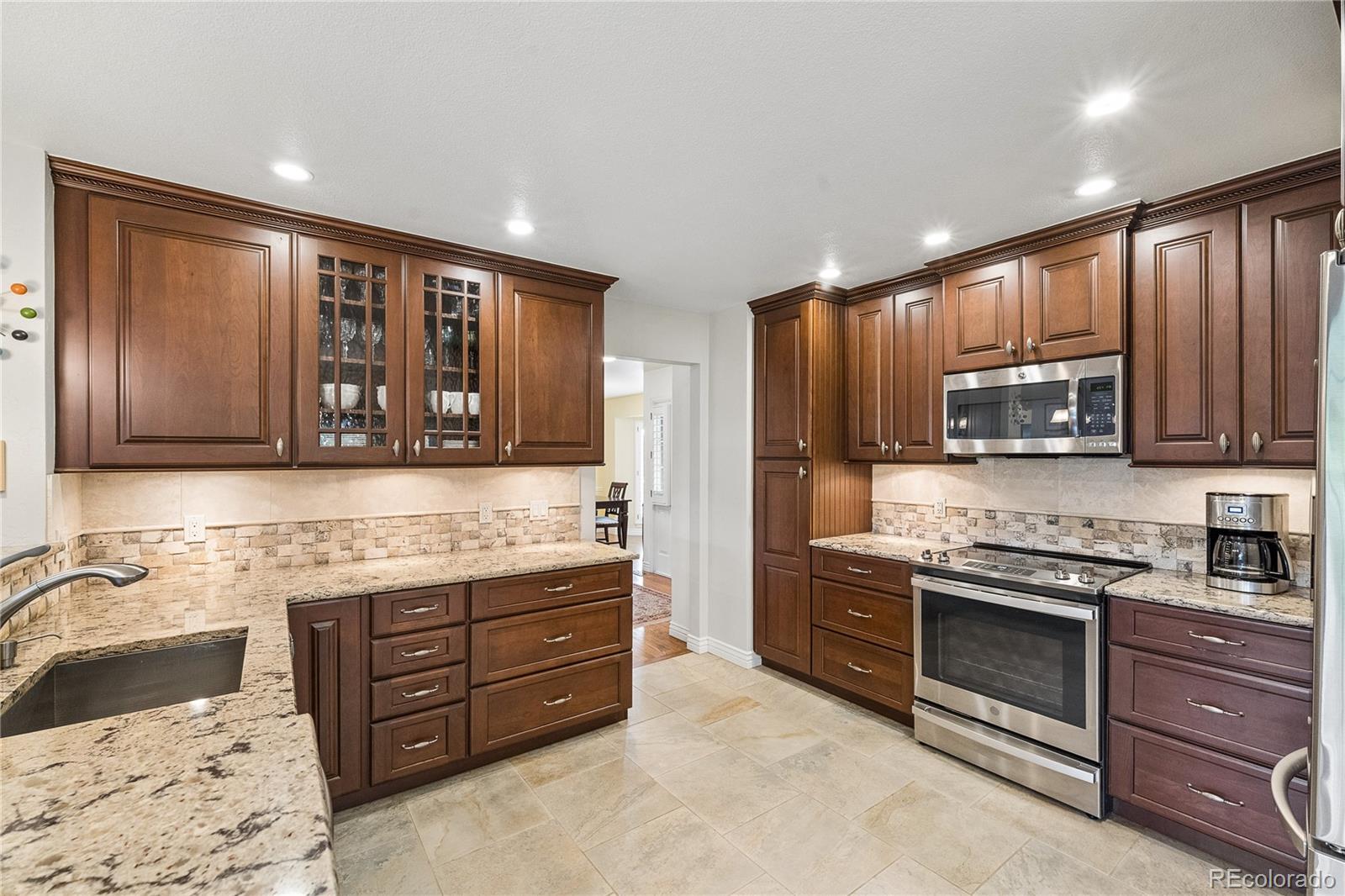 MLS Image #8 for 9763 w arlington avenue,littleton, Colorado