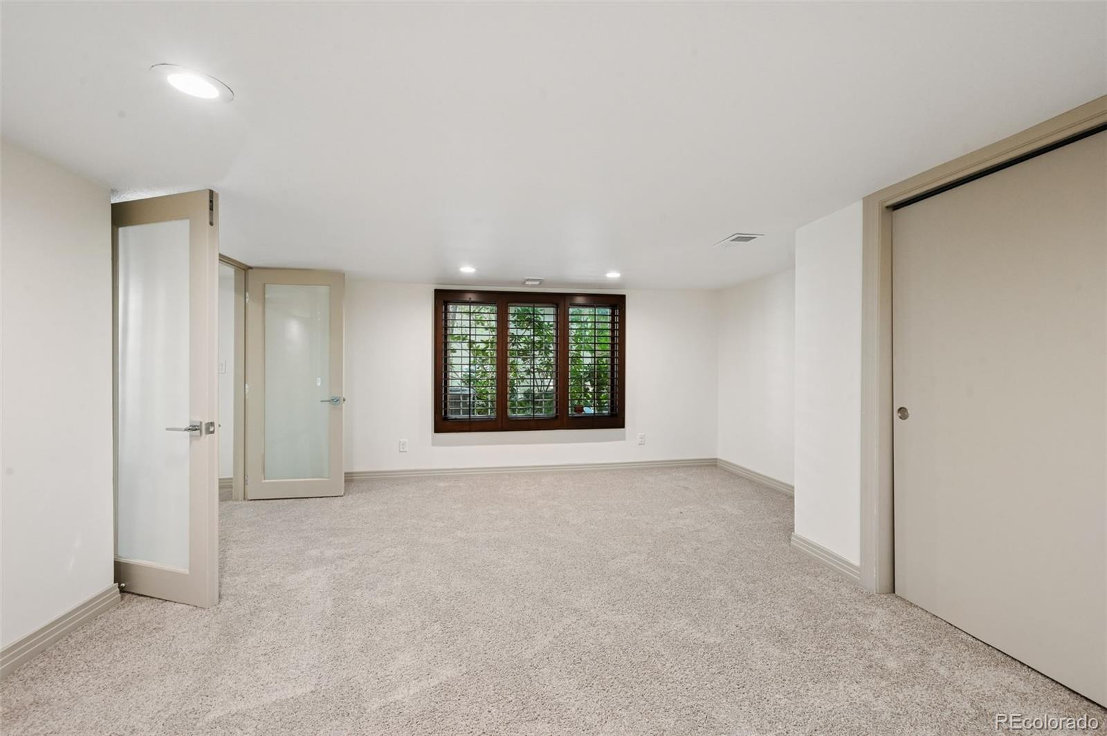 MLS Image #28 for 4530 s verbena street,denver, Colorado