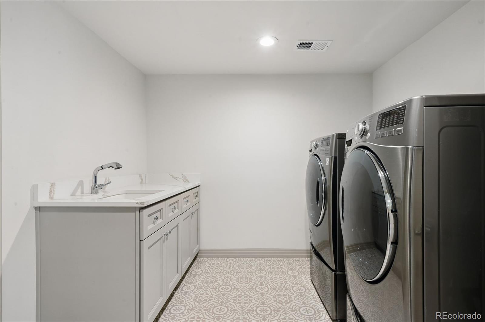 MLS Image #30 for 4530 s verbena street,denver, Colorado