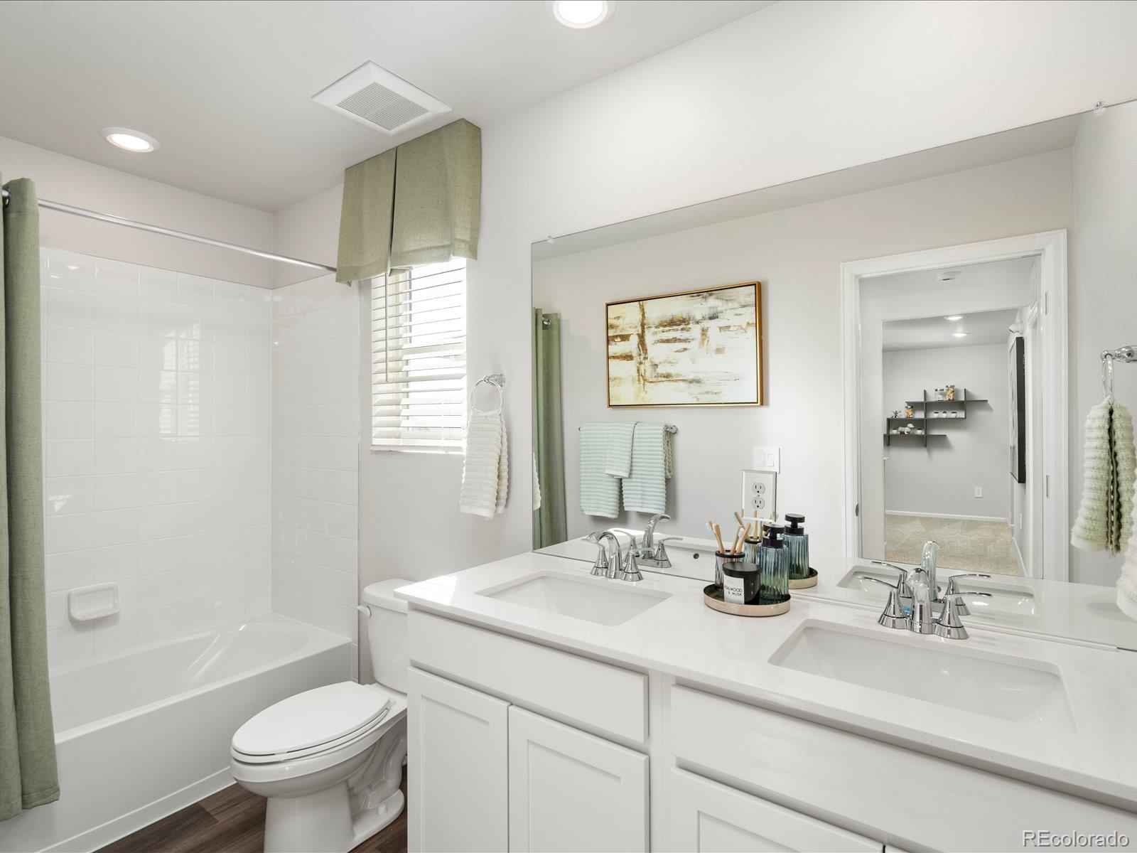 MLS Image #13 for 830  gambel drive,johnstown, Colorado