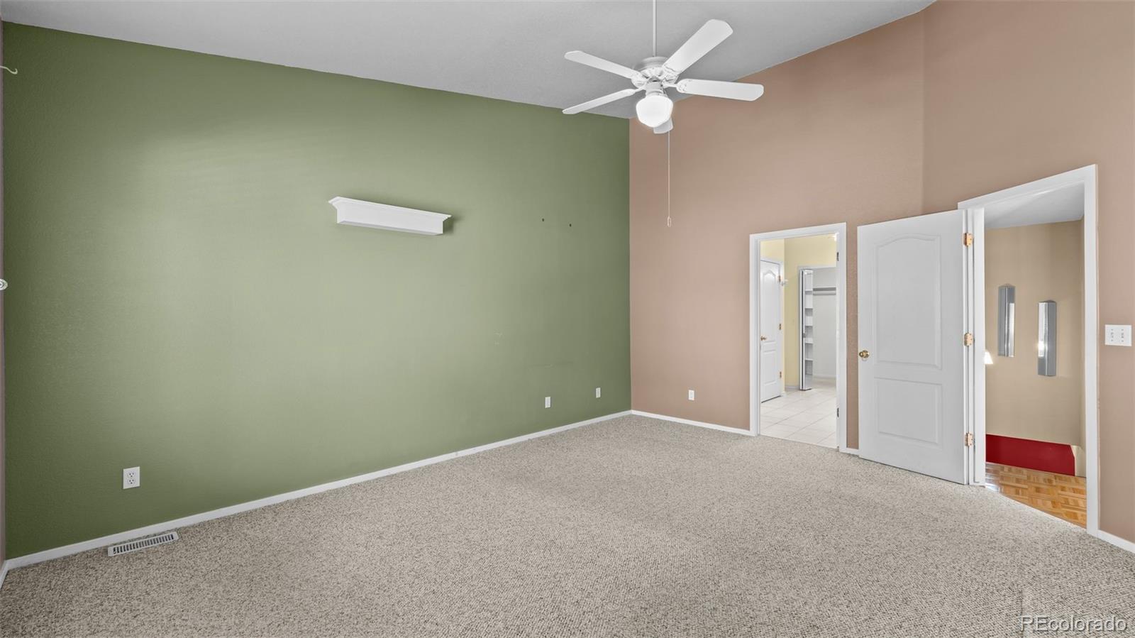 MLS Image #10 for 2112  summerset drive,colorado springs, Colorado