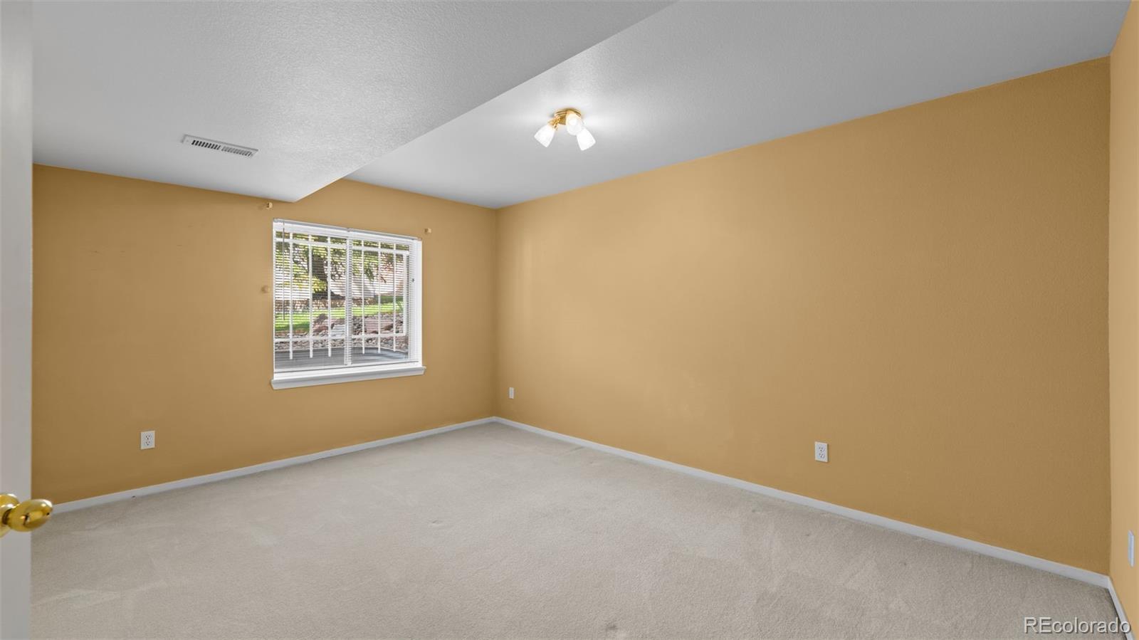 MLS Image #21 for 2112  summerset drive,colorado springs, Colorado