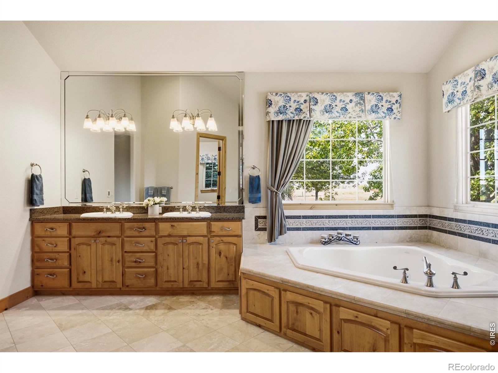MLS Image #20 for 2075  doyle drive,berthoud, Colorado