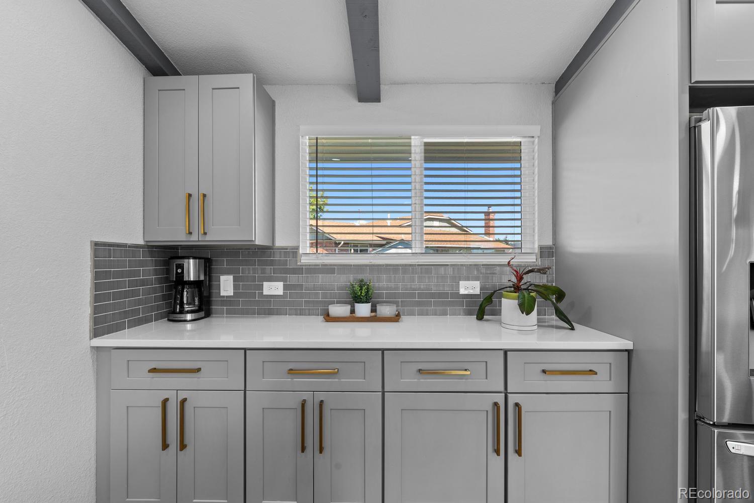 MLS Image #10 for 6641 w 72nd drive,arvada, Colorado