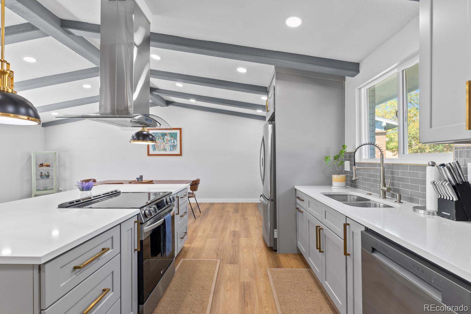 MLS Image #15 for 6641 w 72nd drive,arvada, Colorado