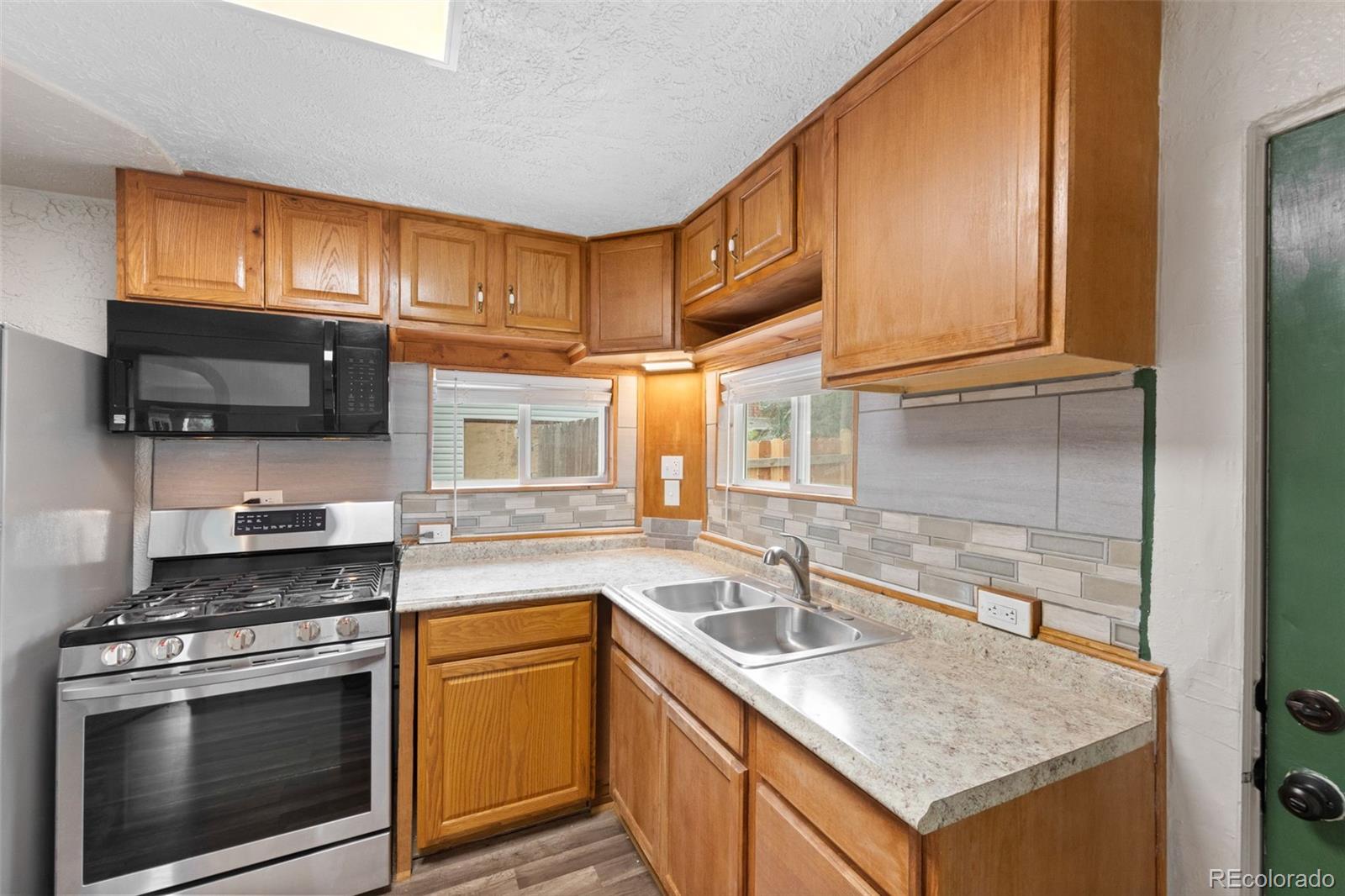 MLS Image #18 for 3126 n race street,denver, Colorado