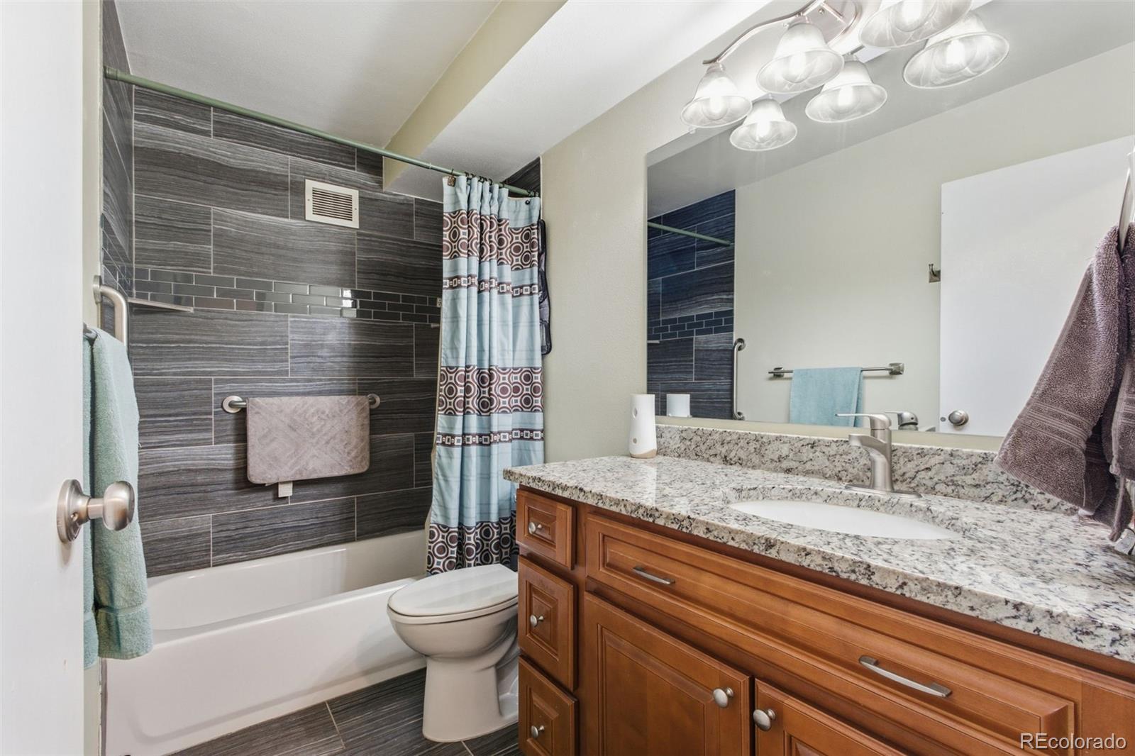 MLS Image #6 for 740 s alton way 12a,denver, Colorado