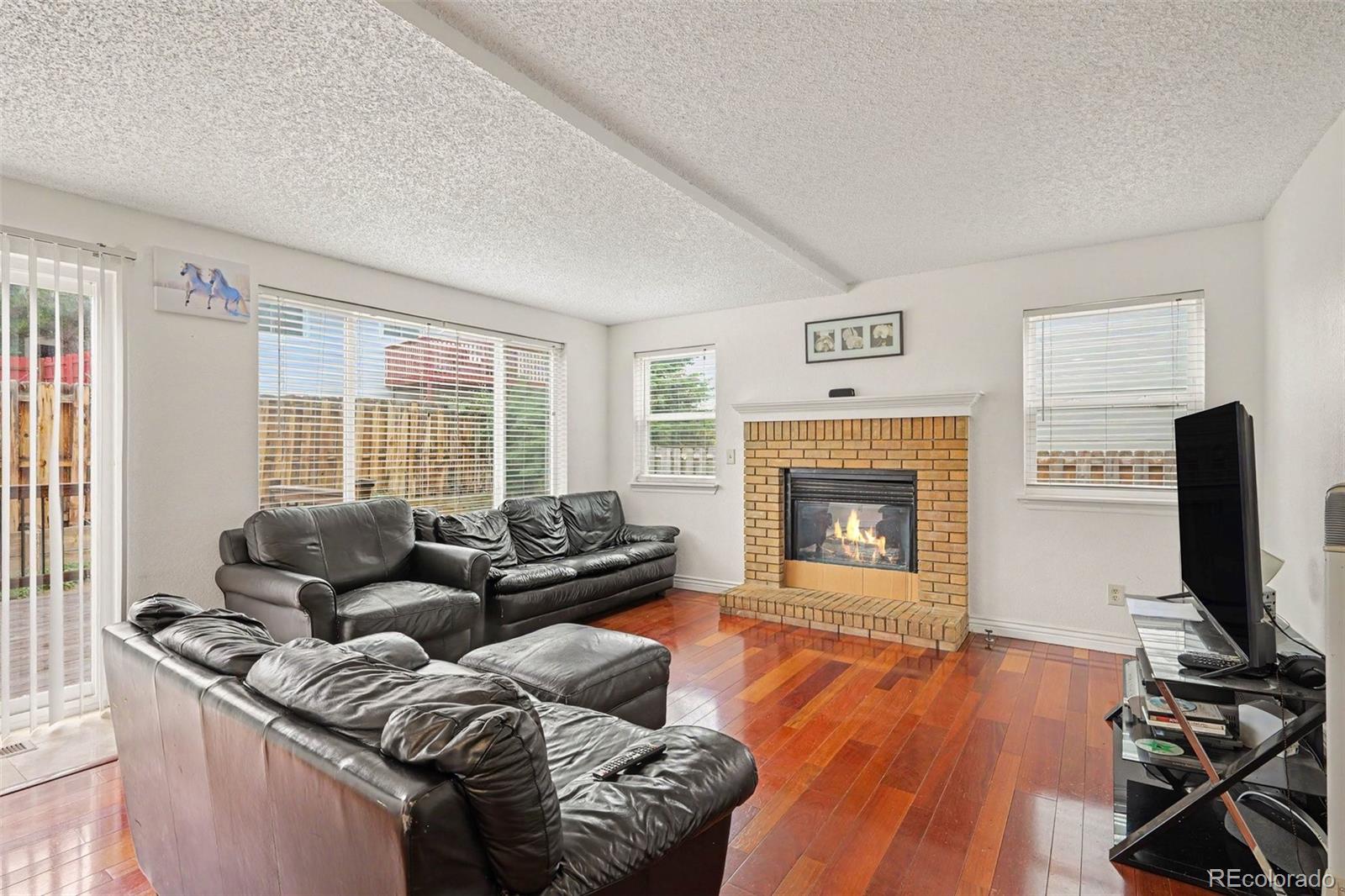 MLS Image #11 for 2424 s salida way,aurora, Colorado
