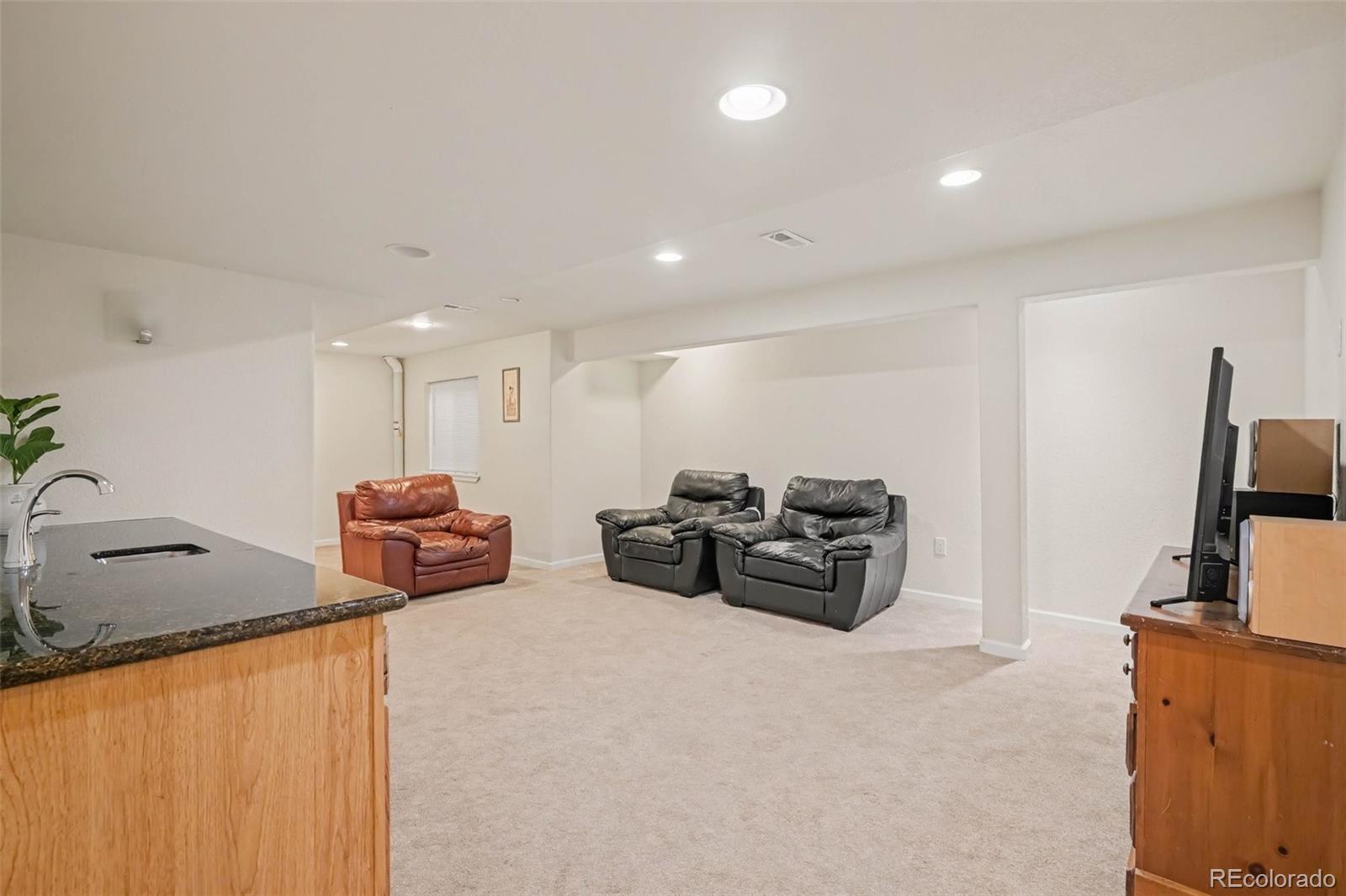 MLS Image #22 for 2424 s salida way,aurora, Colorado
