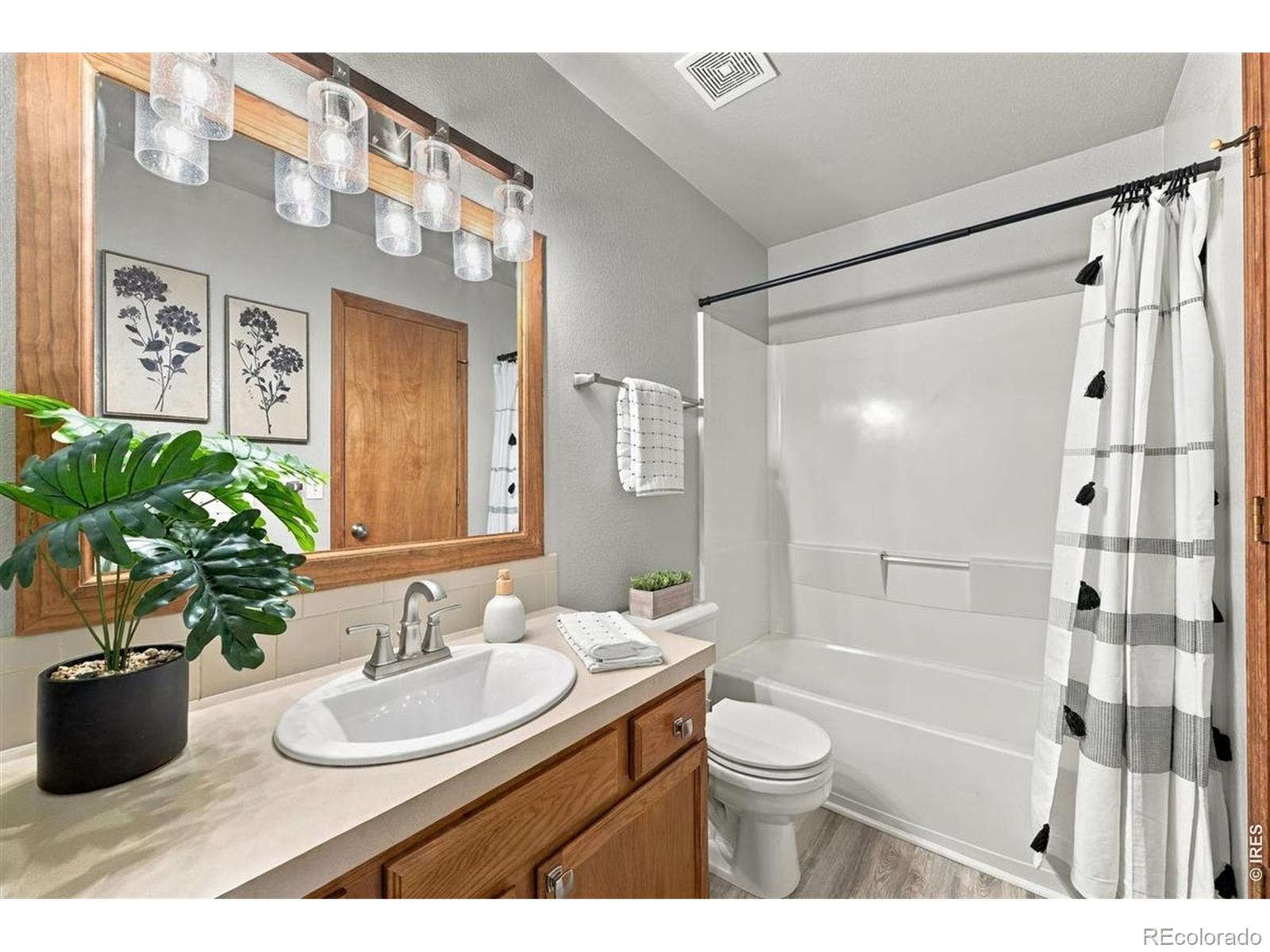 MLS Image #15 for 618  aviara street,johnstown, Colorado