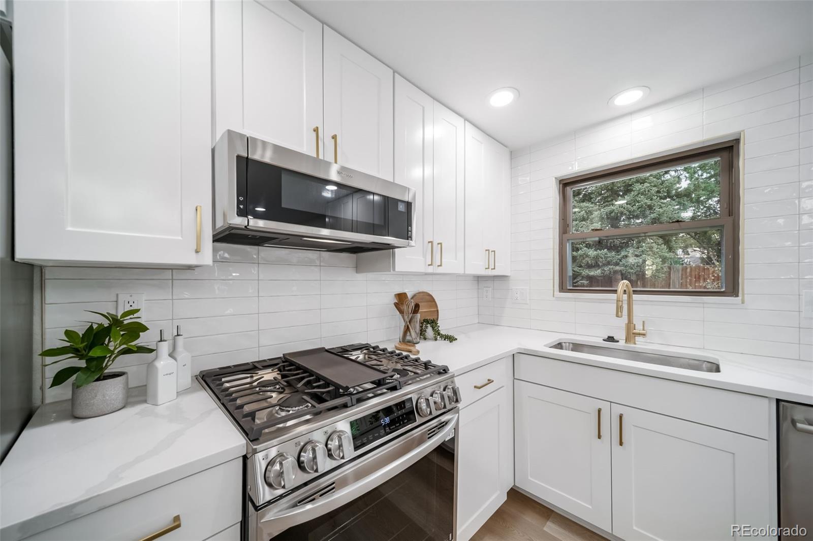 MLS Image #12 for 4772 s xenia street,denver, Colorado