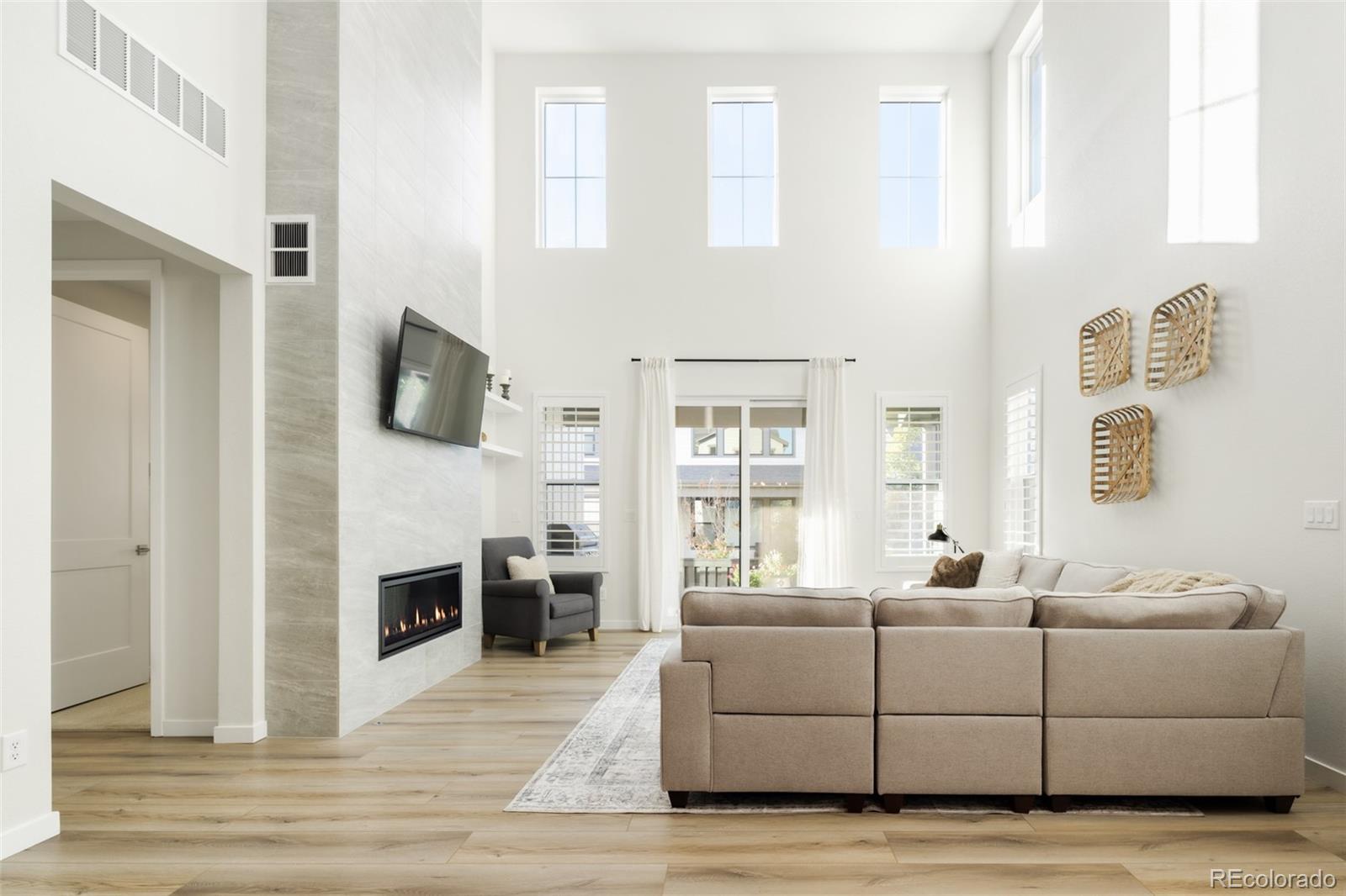 MLS Image #10 for 11103  cloud shadow street,littleton, Colorado