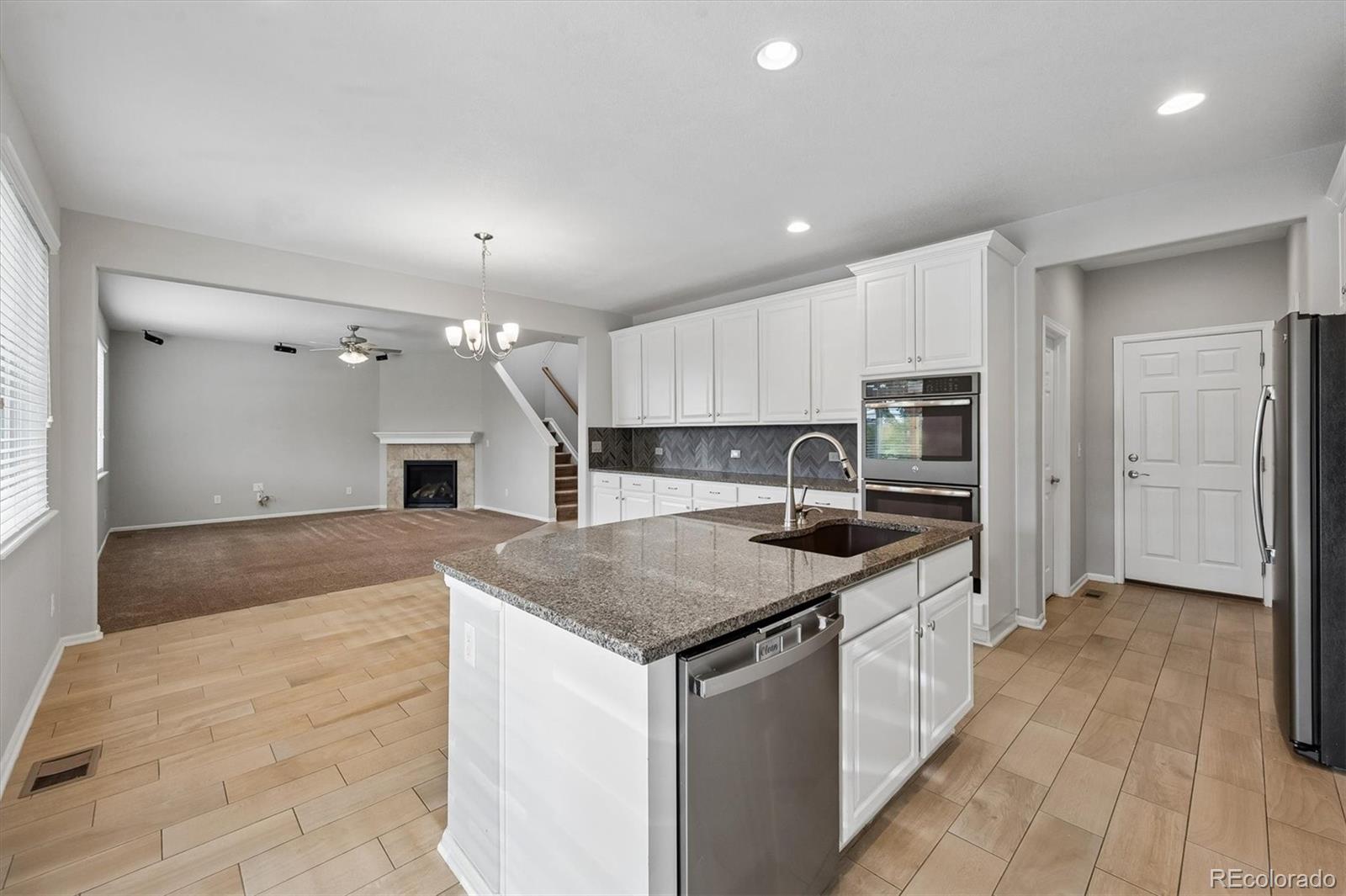 MLS Image #13 for 7127 s patsburg way,aurora, Colorado