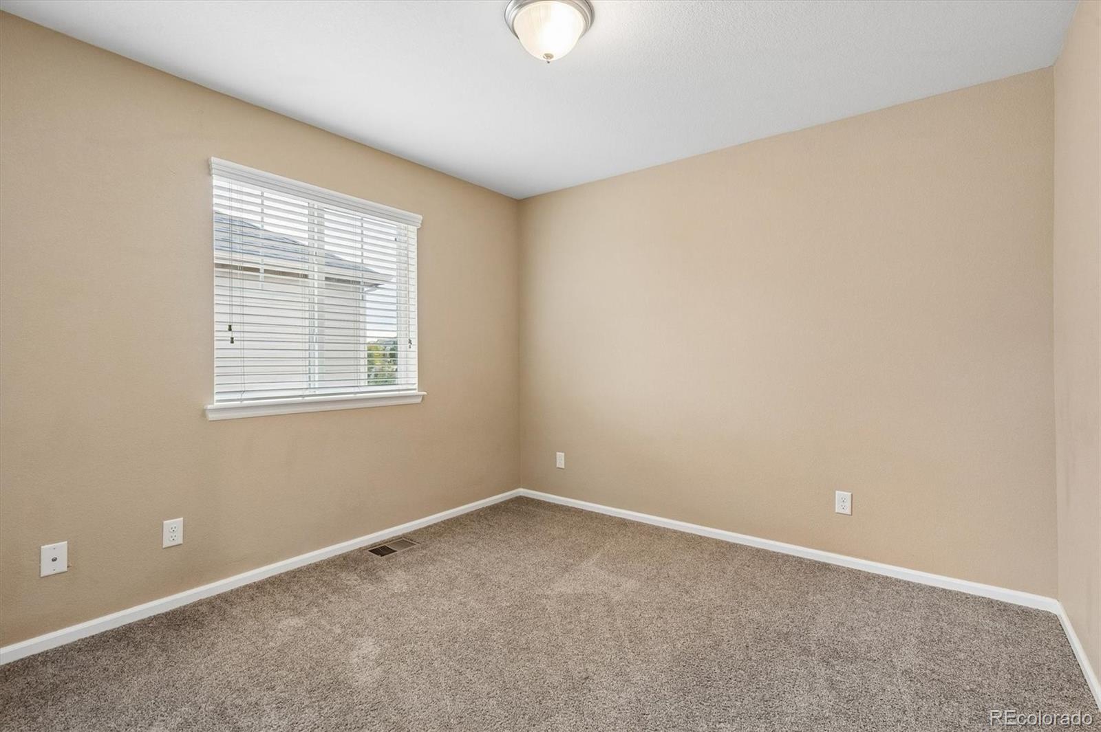 MLS Image #18 for 7127 s patsburg way,aurora, Colorado