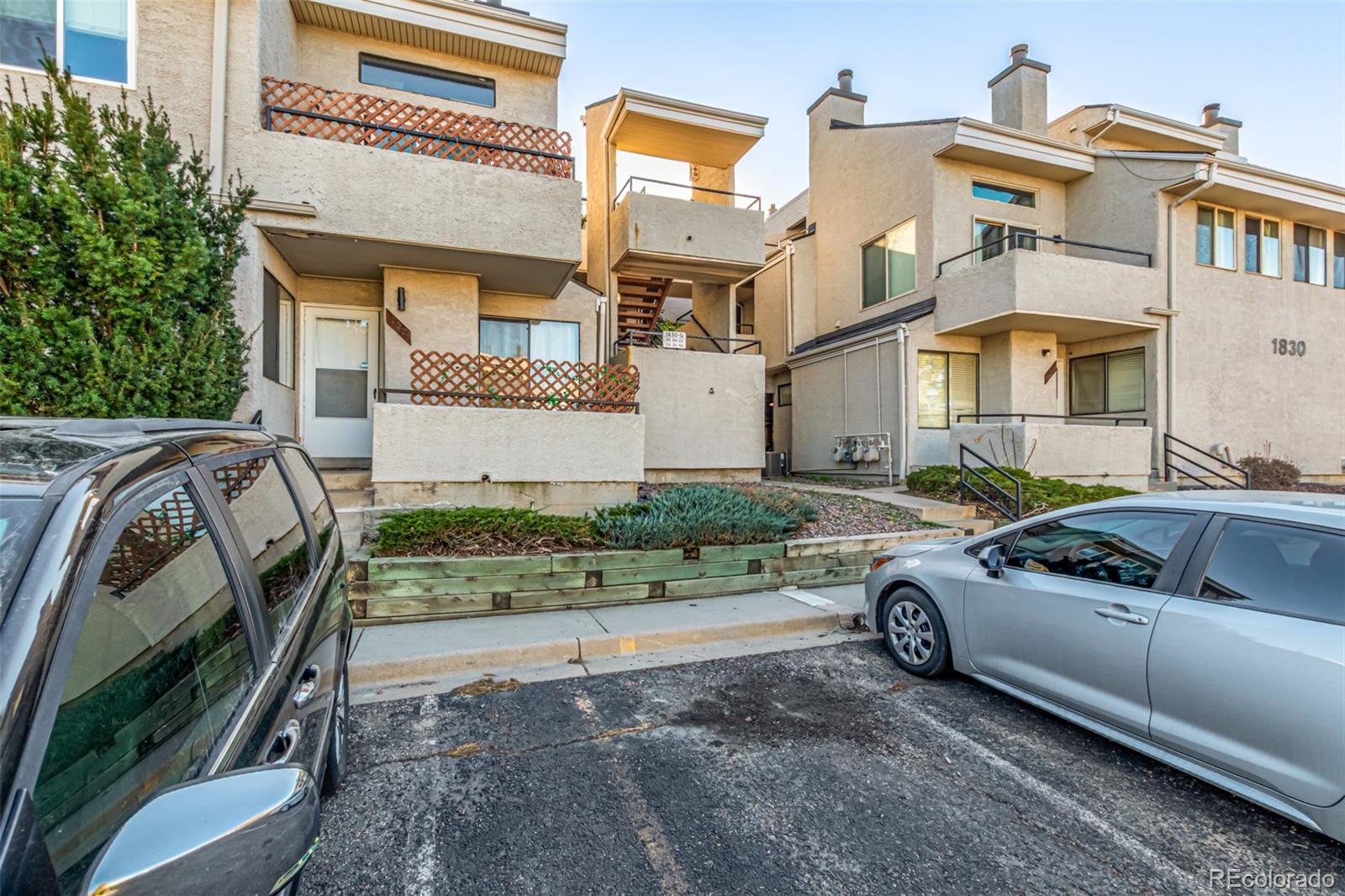 MLS Image #2 for 1830  newland court,lakewood, Colorado