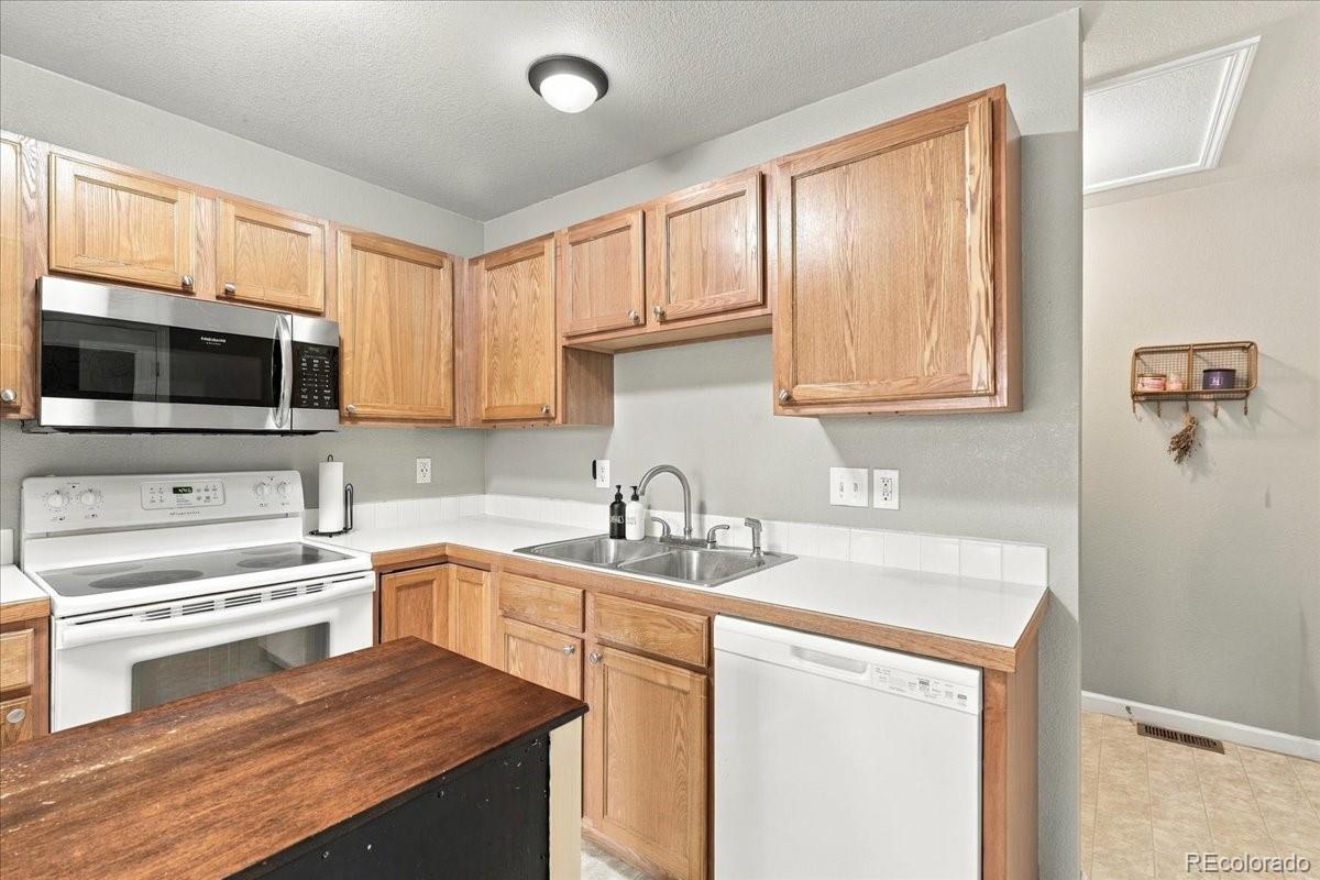 MLS Image #4 for 4200  carlyle lane,wellington, Colorado