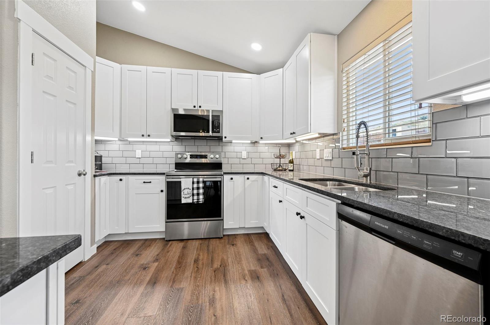 MLS Image #5 for 1276  livingston avenue,colorado springs, Colorado