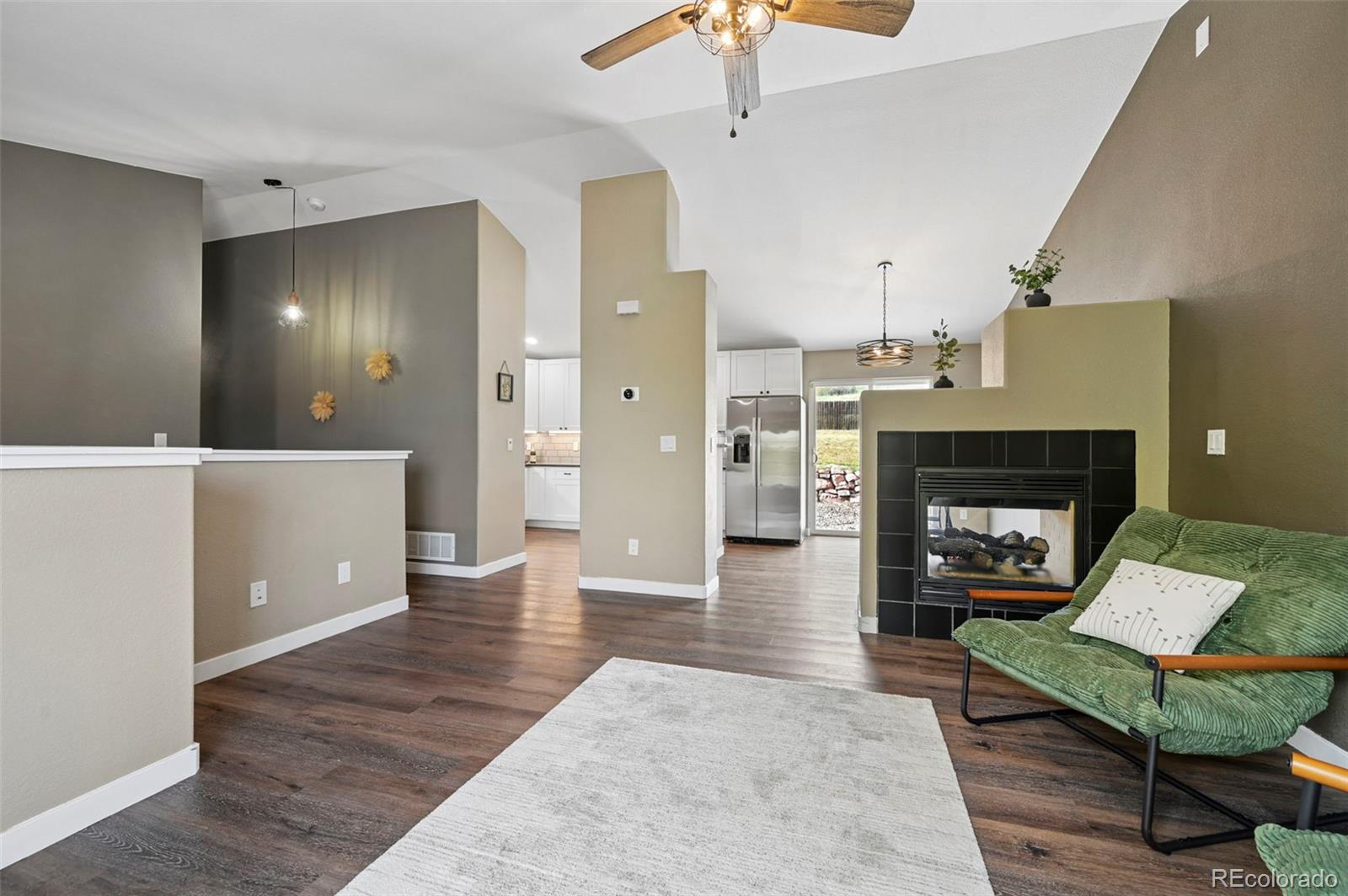 MLS Image #9 for 1276  livingston avenue,colorado springs, Colorado