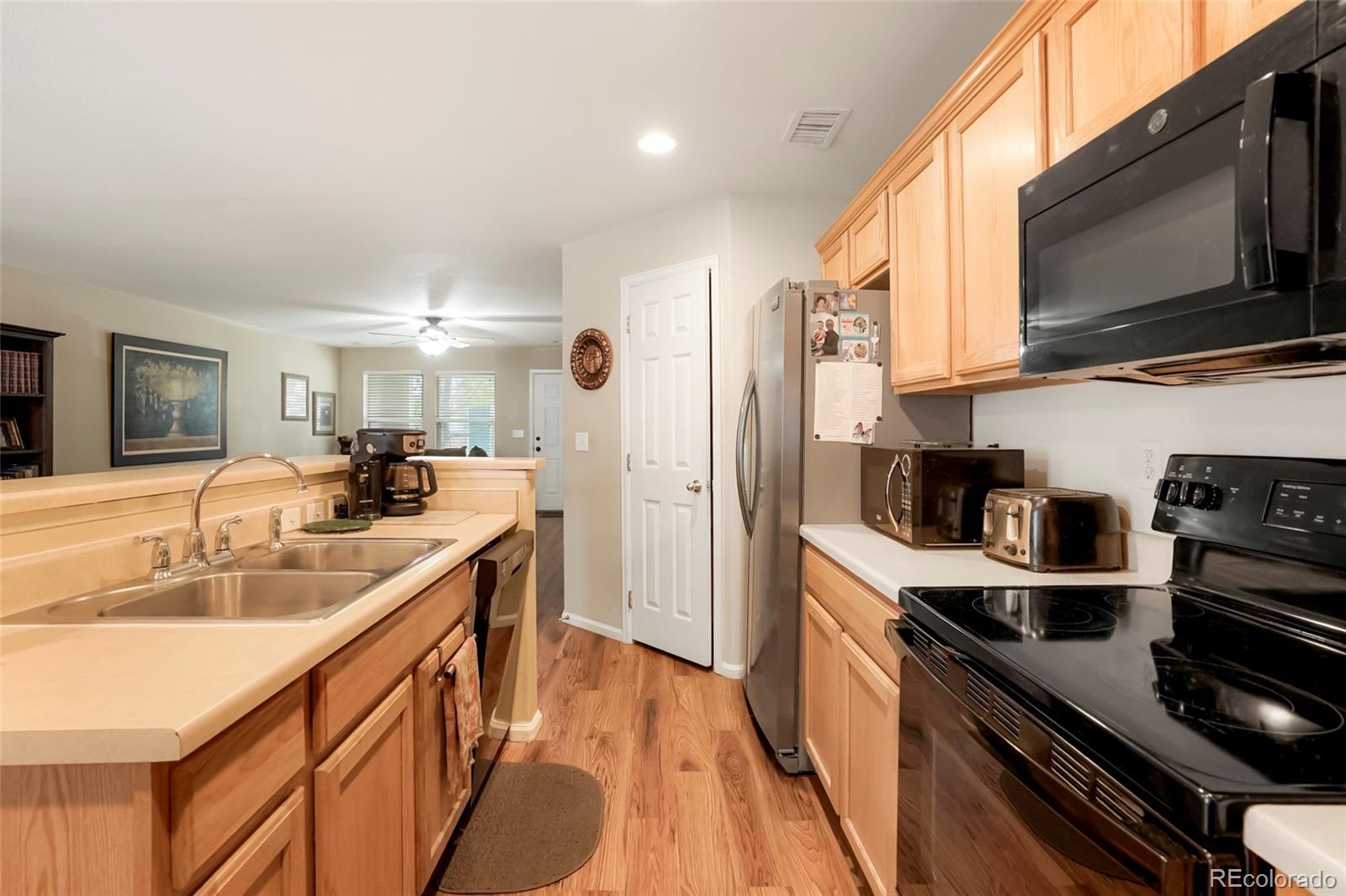 MLS Image #7 for 19035 e 57th place ,denver, Colorado