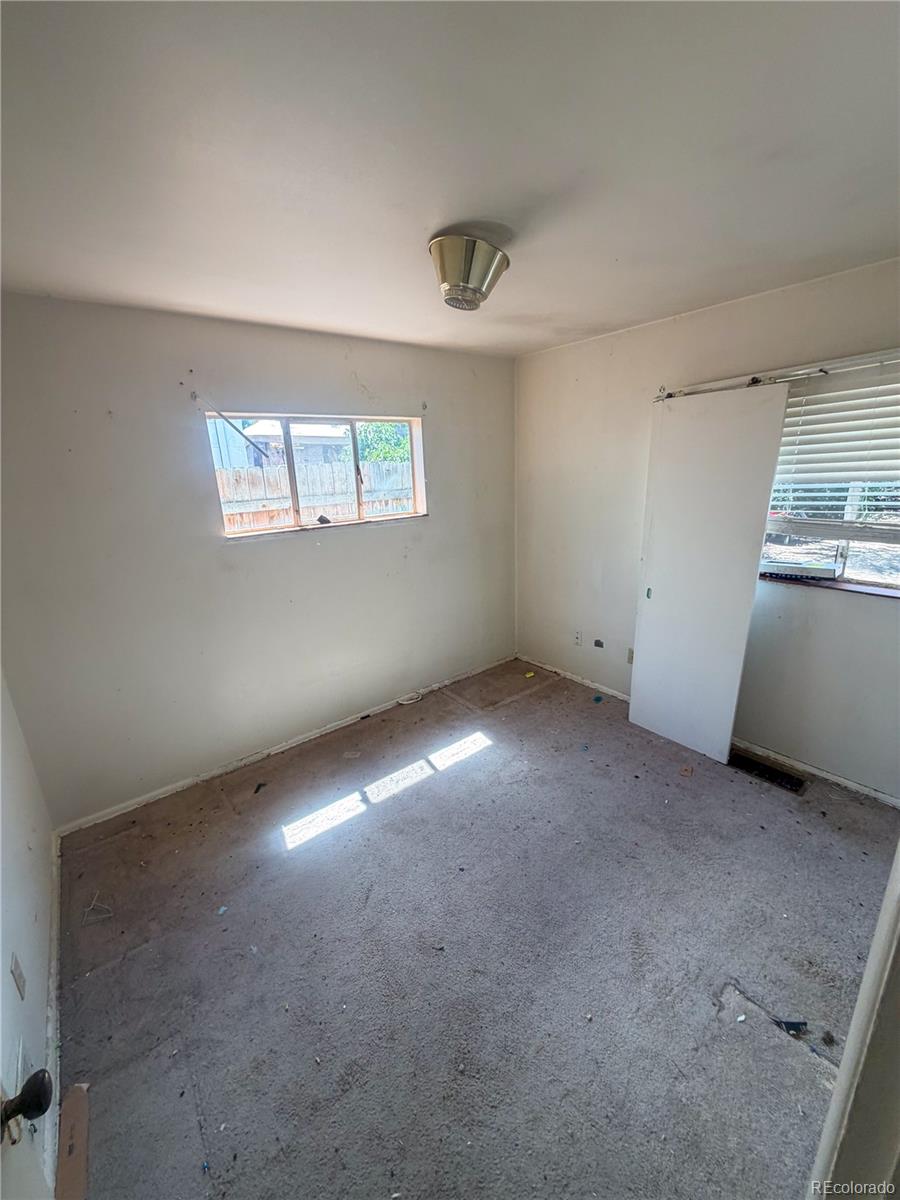 MLS Image #3 for 3323 s grape street,denver, Colorado