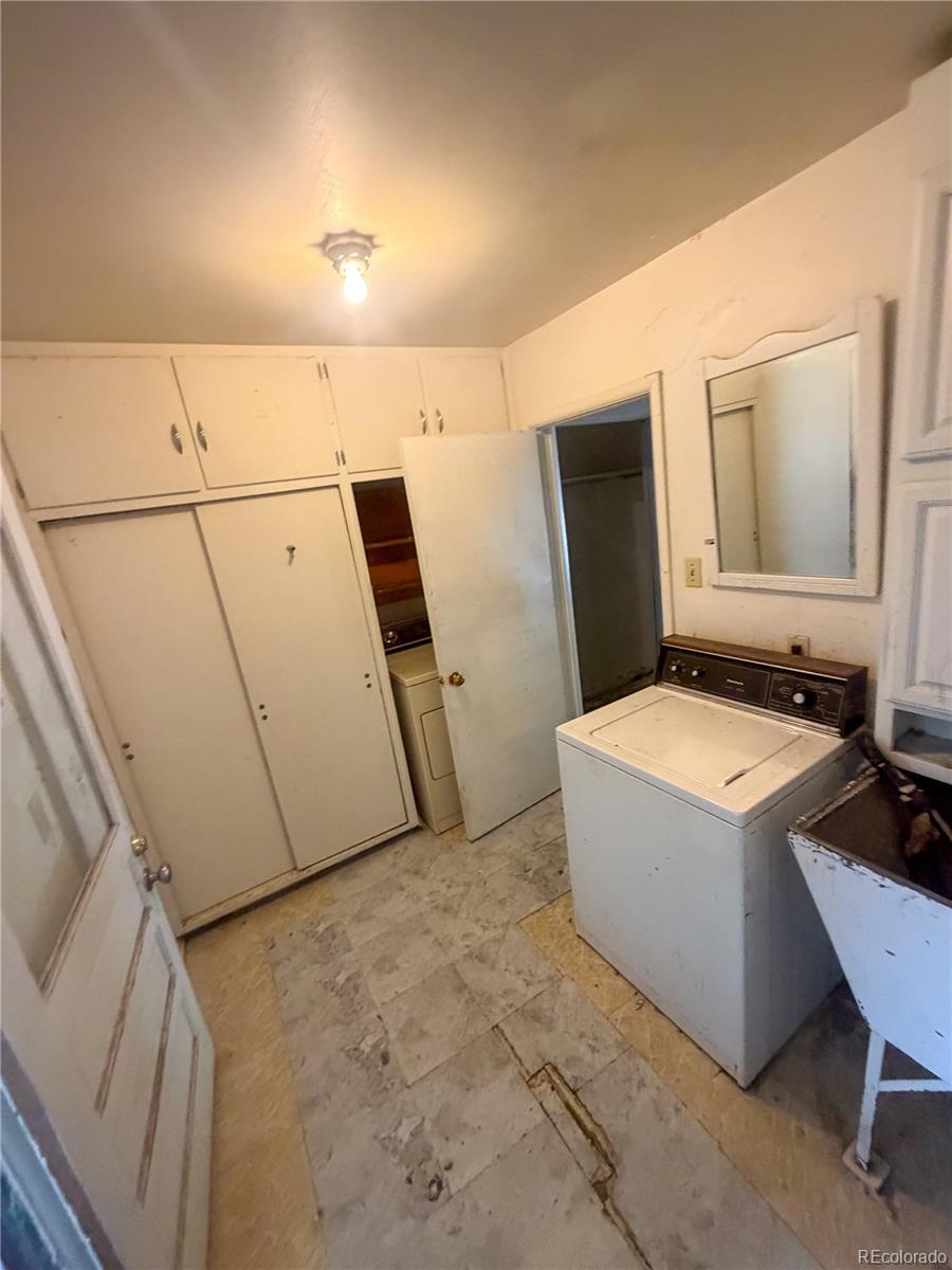 MLS Image #6 for 3323 s grape street,denver, Colorado