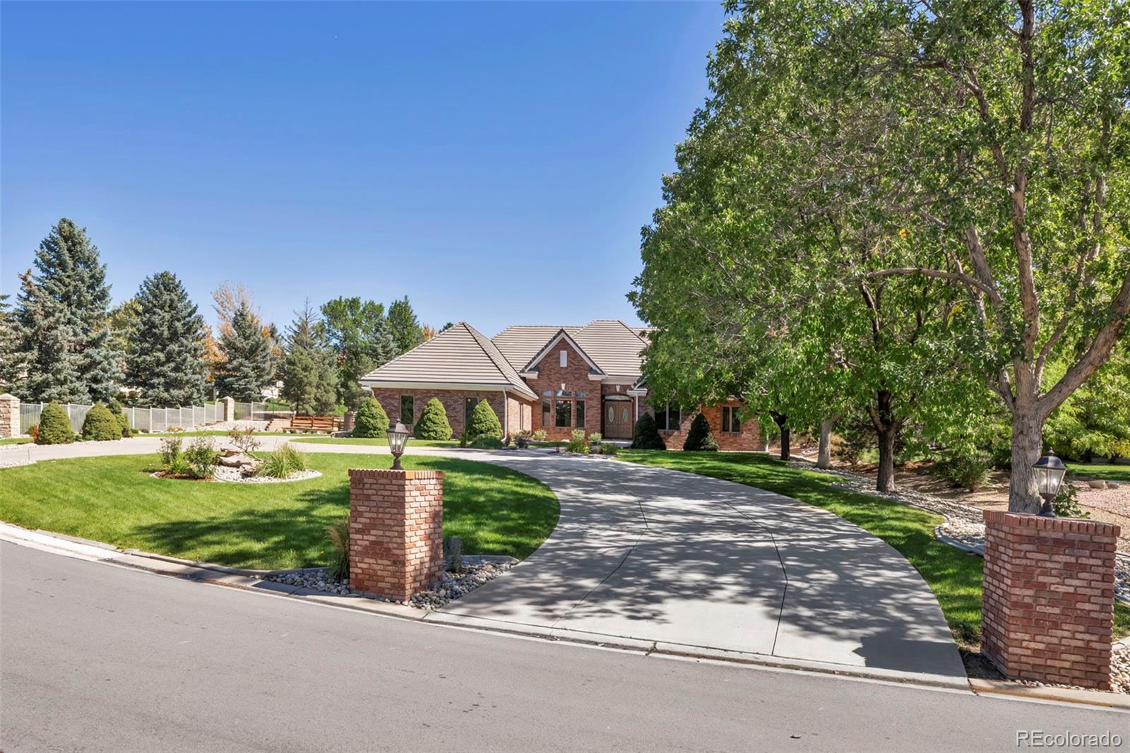 MLS Image #2 for 7152 s perth street,aurora, Colorado