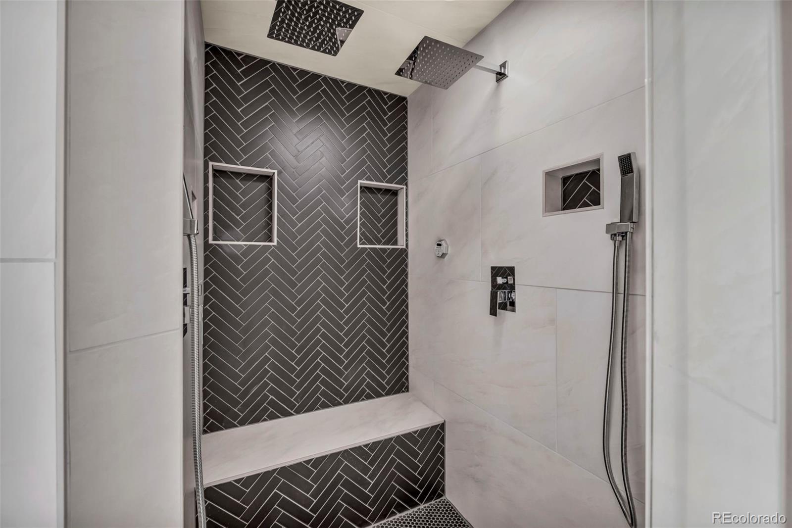 MLS Image #28 for 7152 s perth street,aurora, Colorado