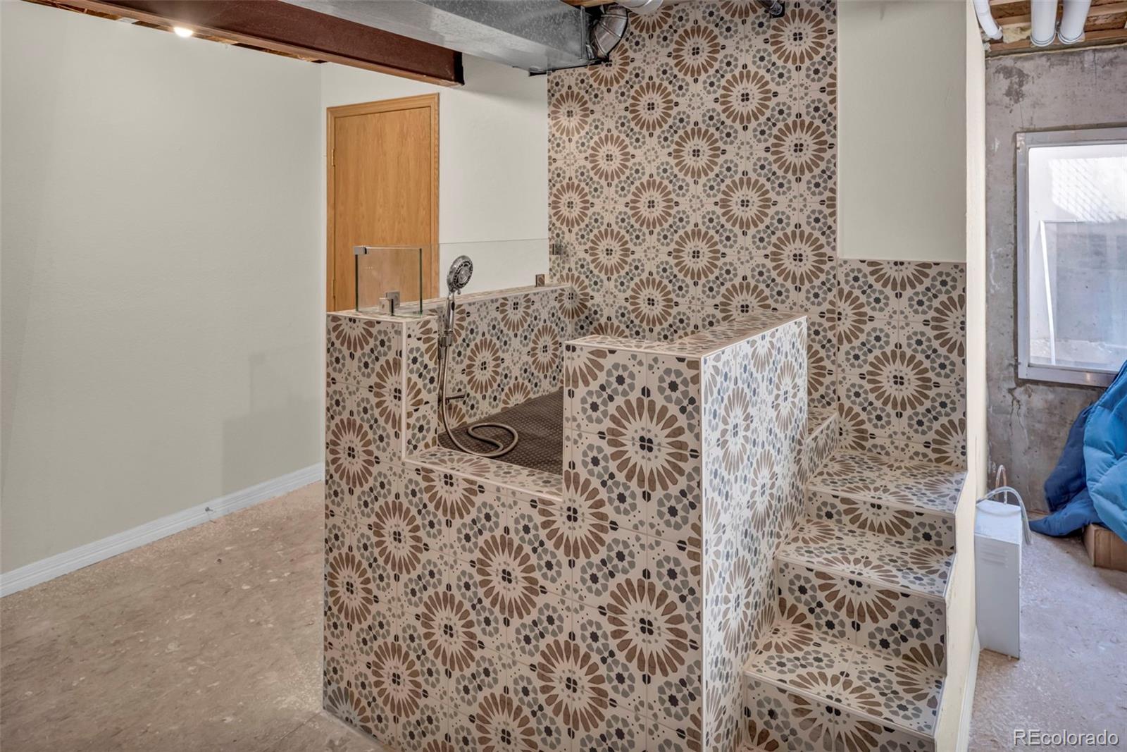 MLS Image #41 for 7152 s perth street,aurora, Colorado
