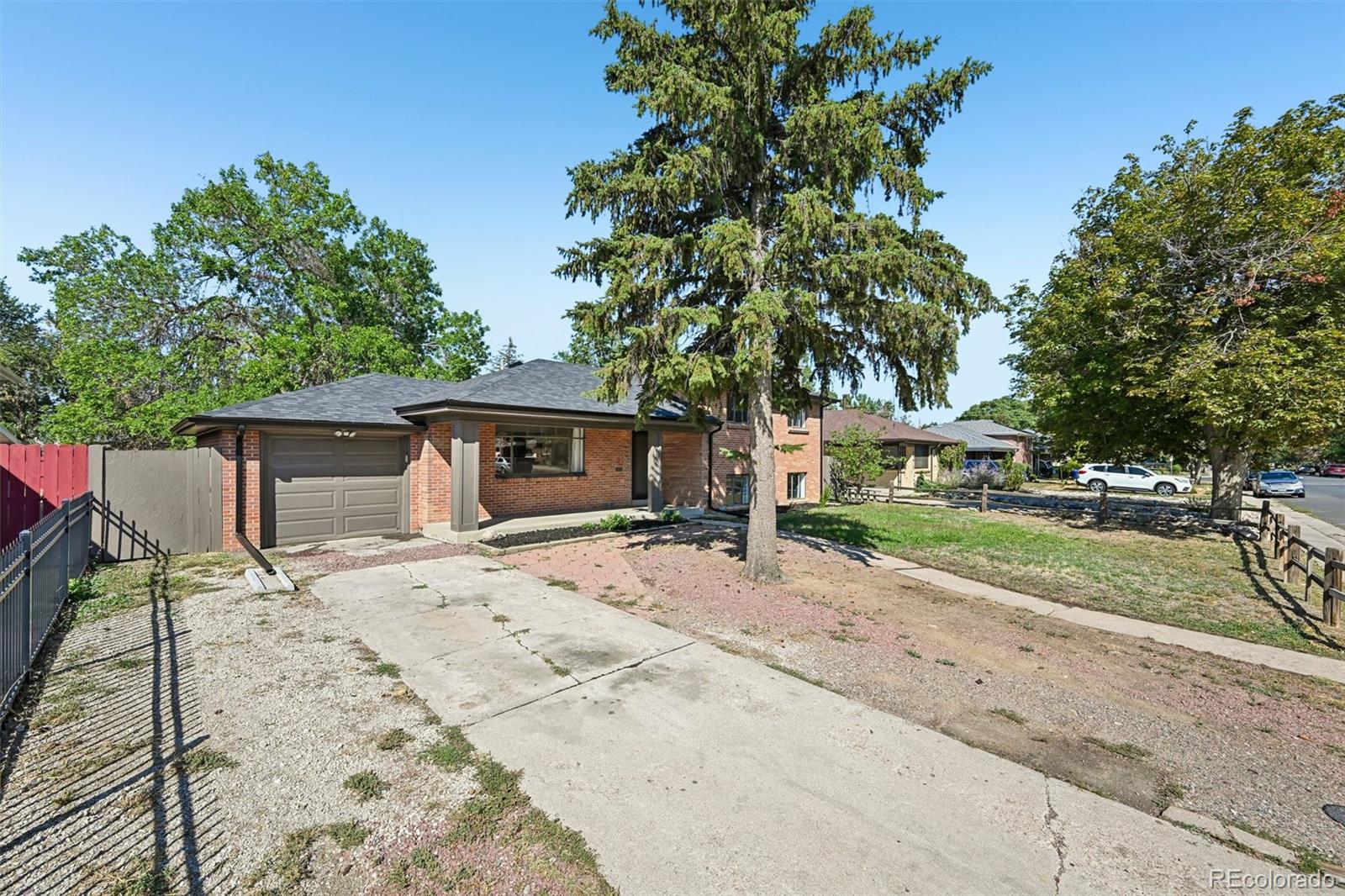 MLS Image #1 for 2261  oakland street,aurora, Colorado