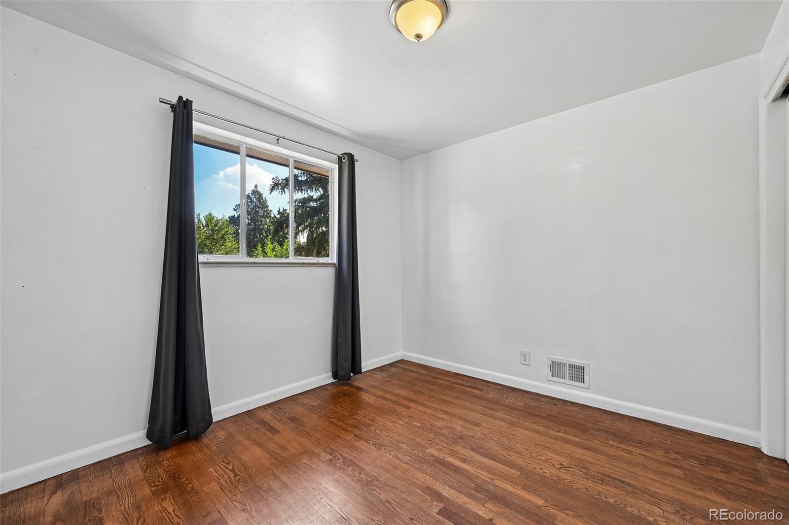 MLS Image #14 for 2261  oakland street,aurora, Colorado