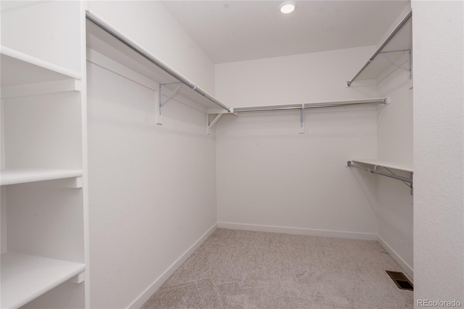 MLS Image #23 for 21824 e 39th avenue,aurora, Colorado