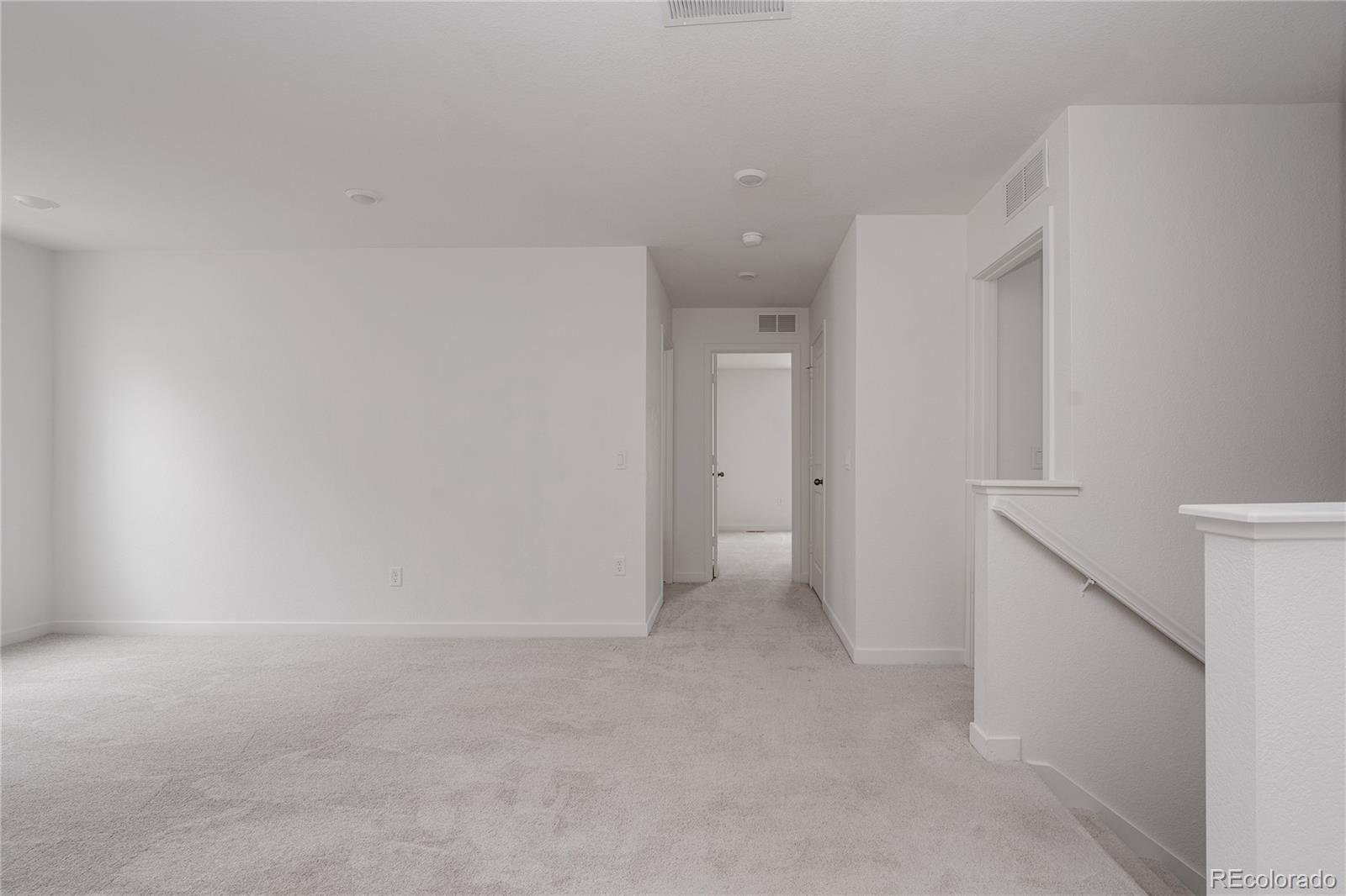 MLS Image #28 for 21824 e 39th avenue,aurora, Colorado