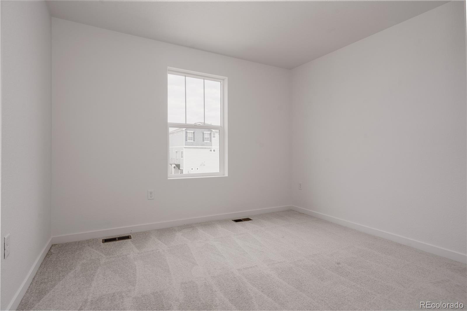 MLS Image #38 for 21824 e 39th avenue,aurora, Colorado