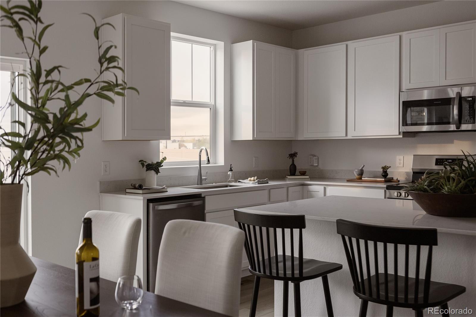 MLS Image #9 for 21824 e 39th avenue,aurora, Colorado