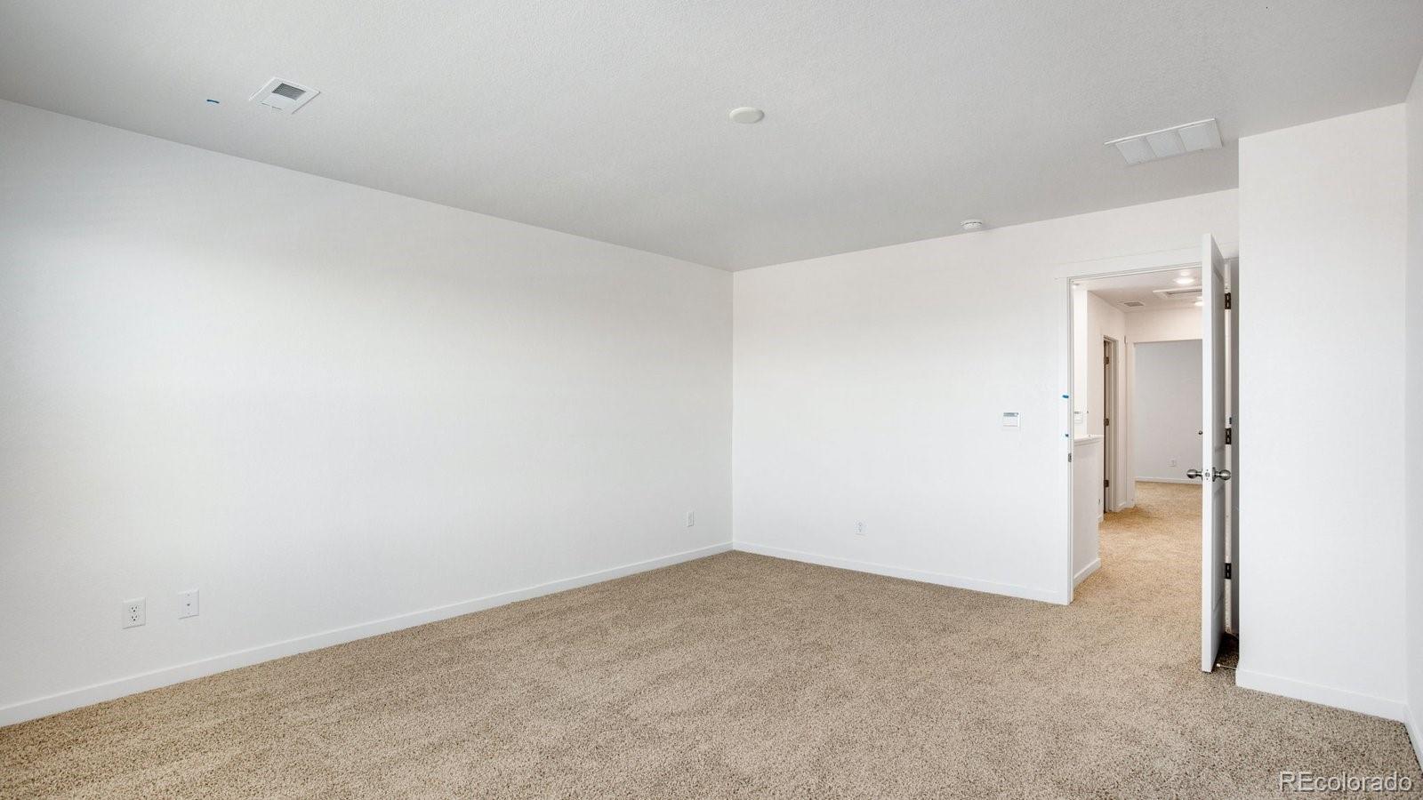 MLS Image #17 for 323 n bersshine street,watkins, Colorado